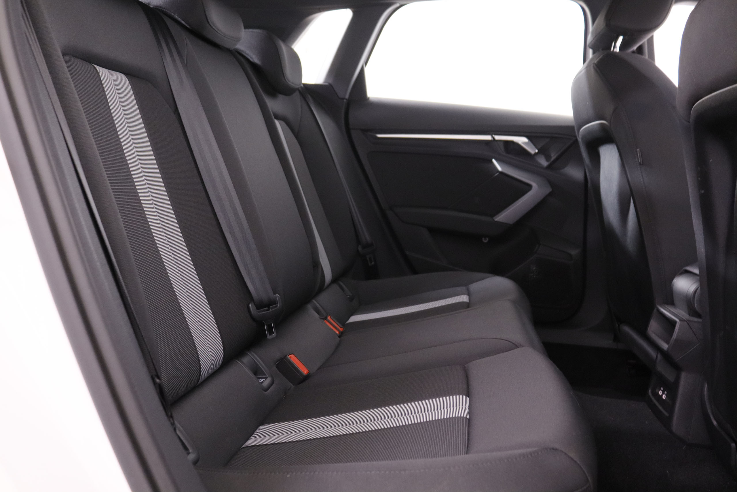 Audi A3 1.0 SPORTBACK 30 TFSI ADVANCE AUTO 115CV 5P # PARKTRONIC foto 28