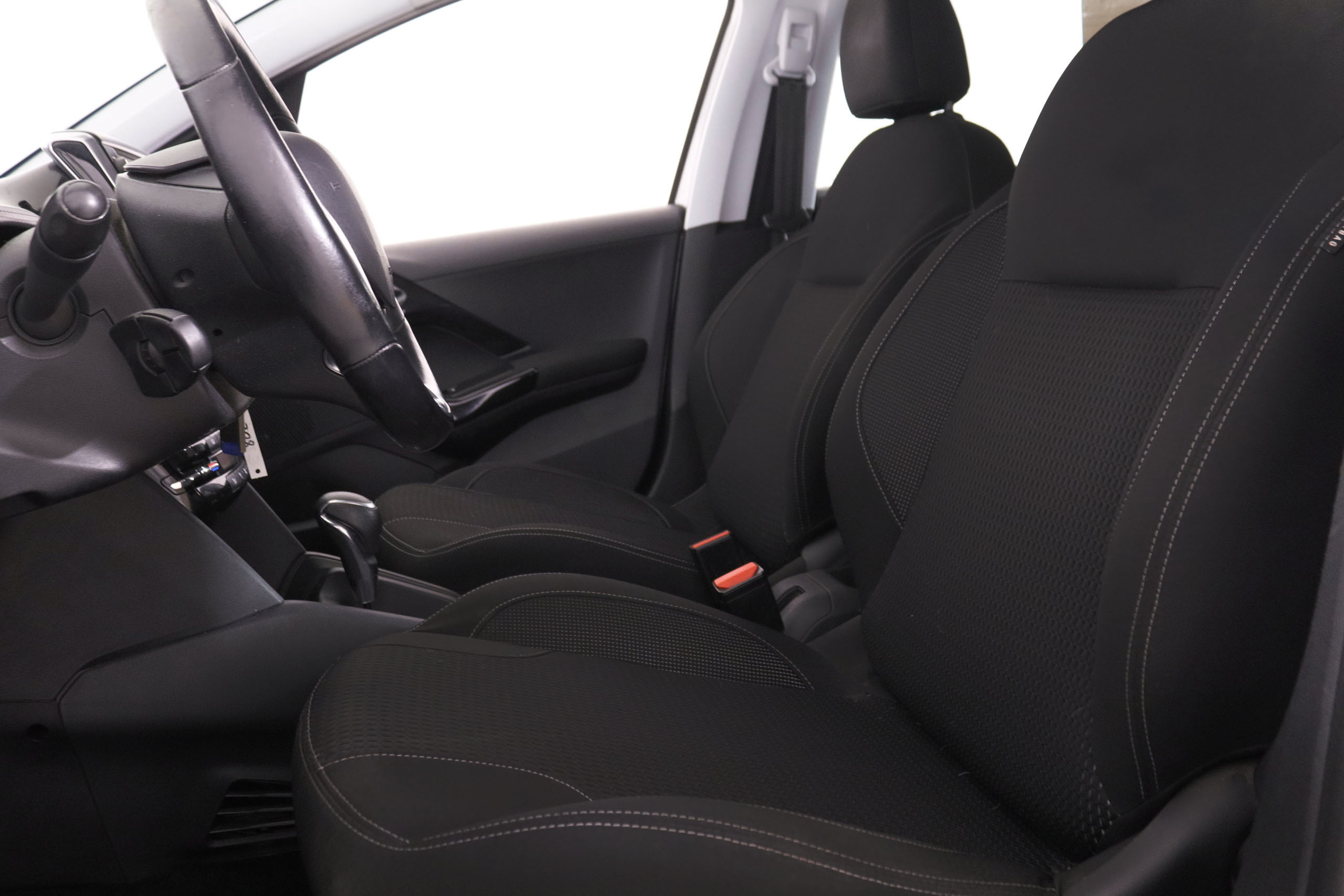 Peugeot 208 1.2 PURE TECH ALLURE AUTO 110CV 5P # NAVY, PARKTRONIC foto 24