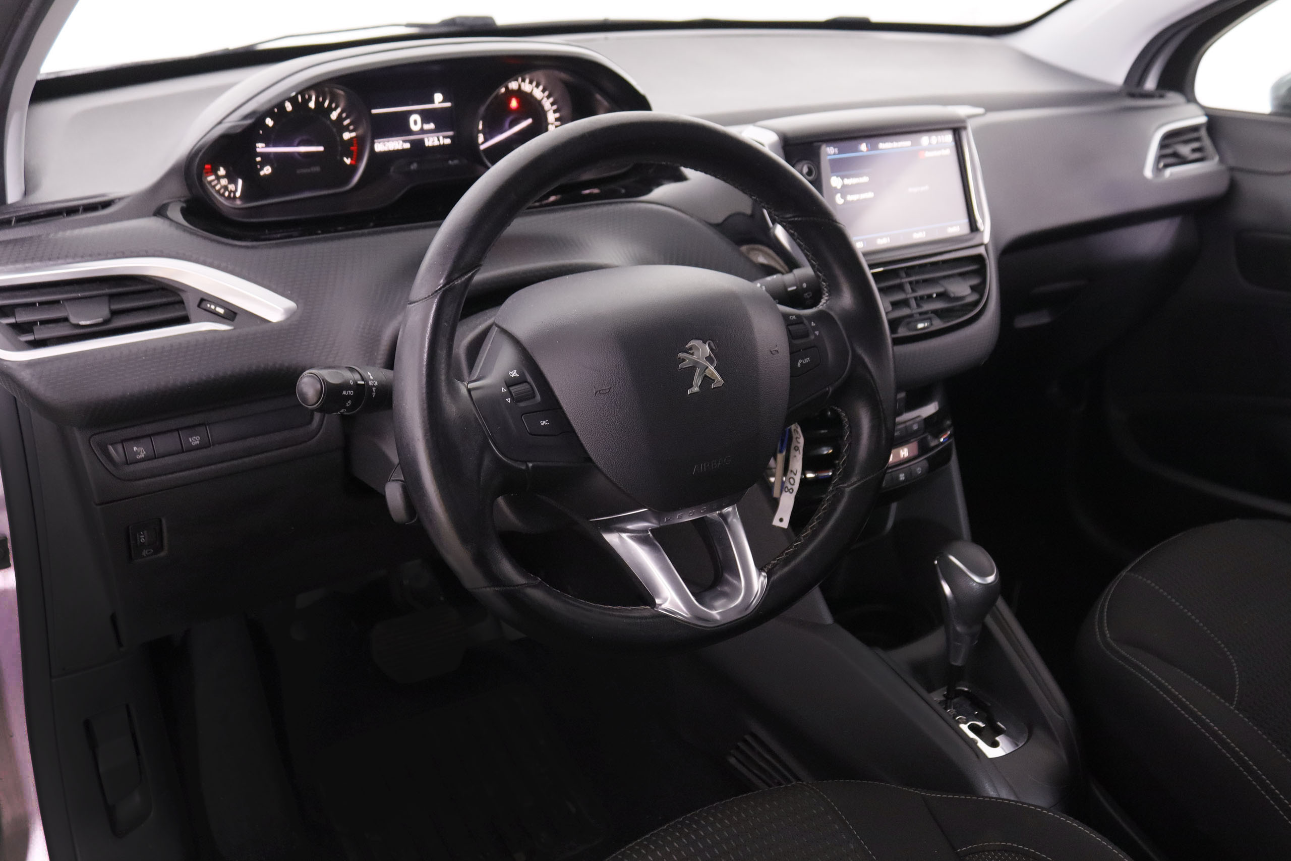 Peugeot 208 1.2 PURE TECH ALLURE AUTO 110CV 5P # NAVY, PARKTRONIC foto 14