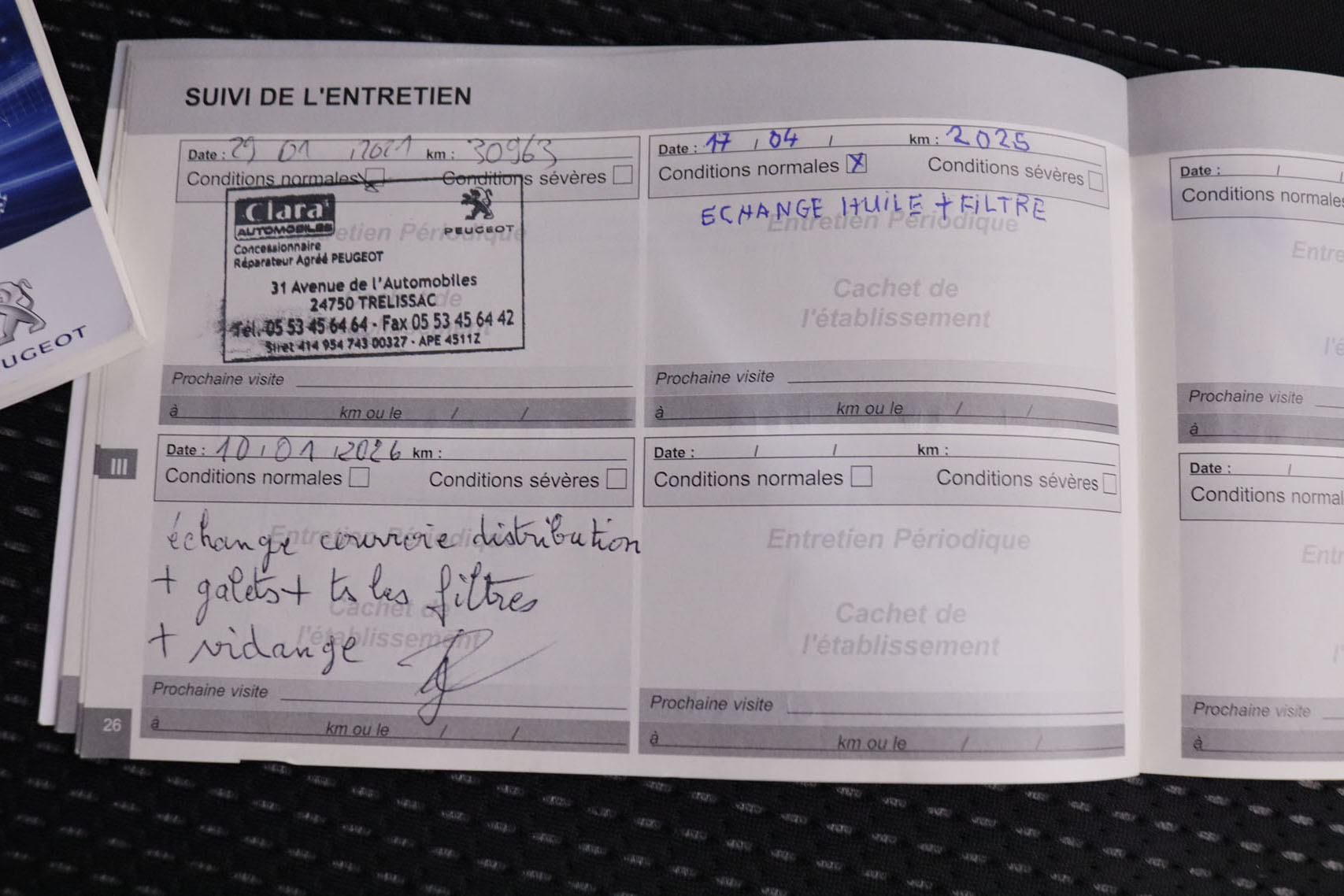 Peugeot 208 1.2 PURE TECH ALLURE AUTO 110CV 5P # NAVY, PARKTRONIC foto 28