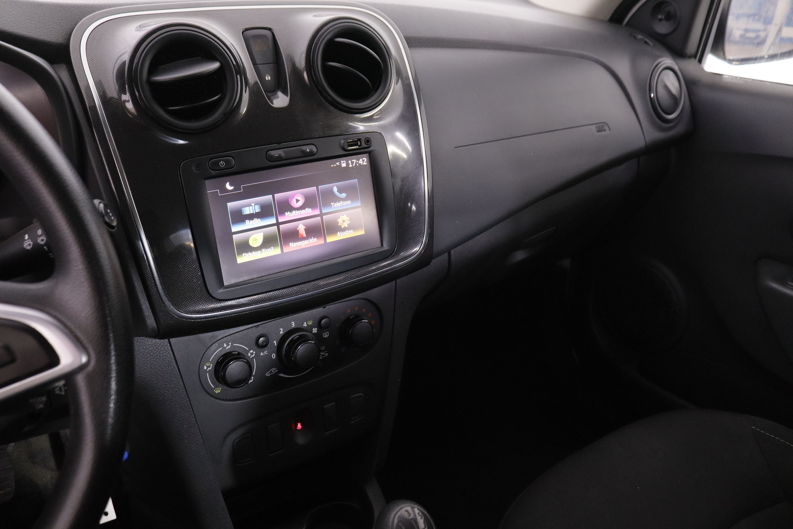 Dacia Logan 0.9 GLP AMBIENCE 90CV 4P # NAVY foto 18