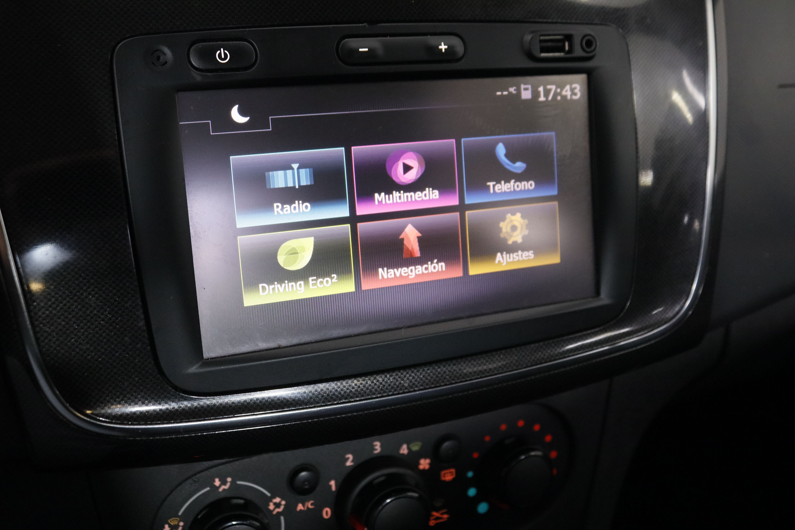 Dacia Logan 0.9 GLP AMBIENCE 90CV 4P # NAVY foto 20