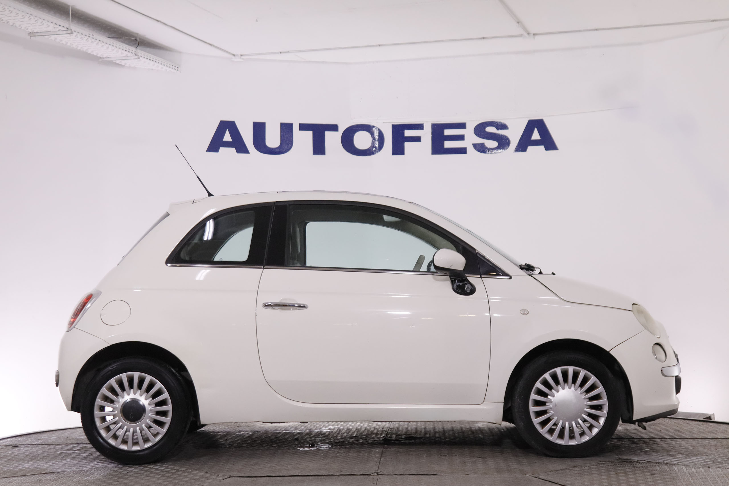 Fiat 500 1.2 8V LOUNGE 69CV 3P # TECHO PANORAMICO foto 13
