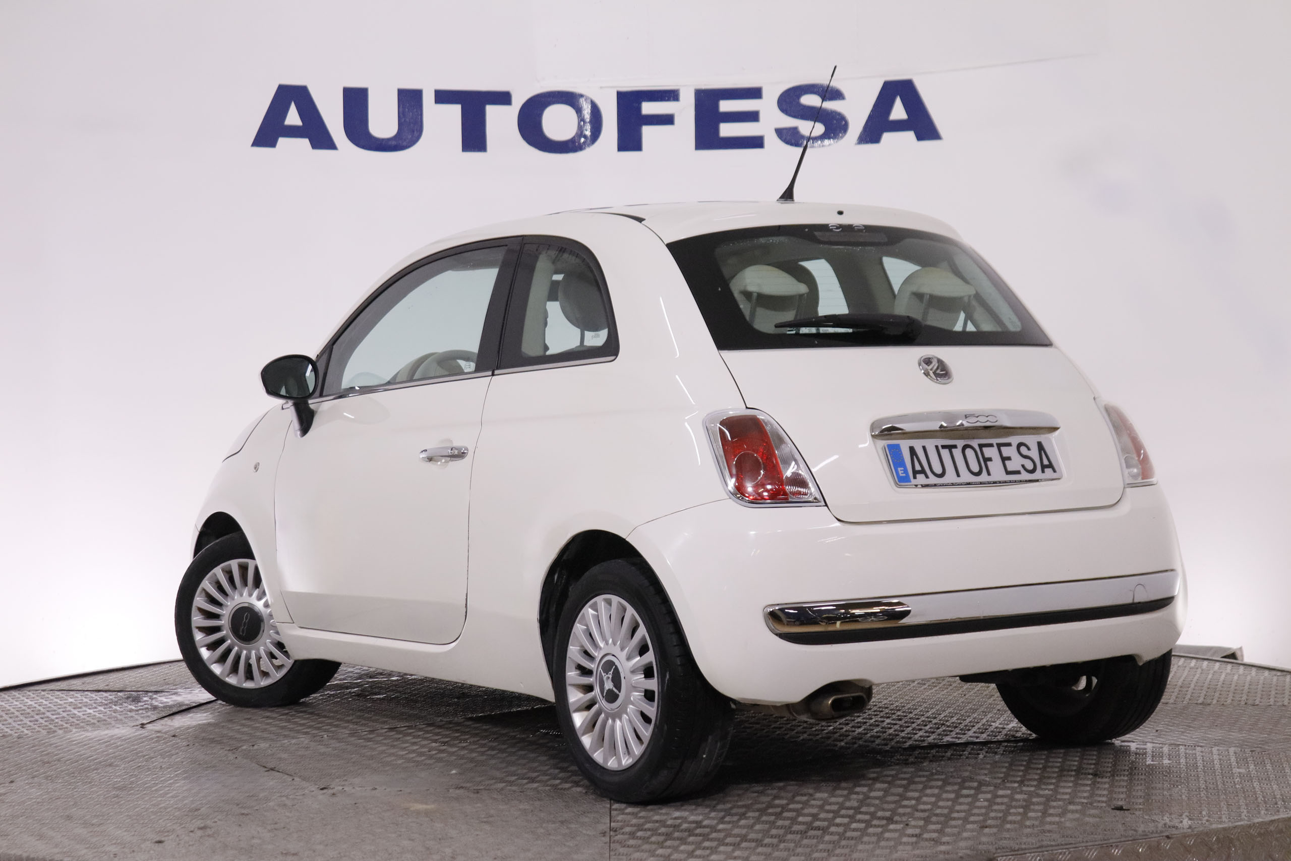 Fiat 500 1.2 8V LOUNGE 69CV 3P # TECHO PANORAMICO foto 7