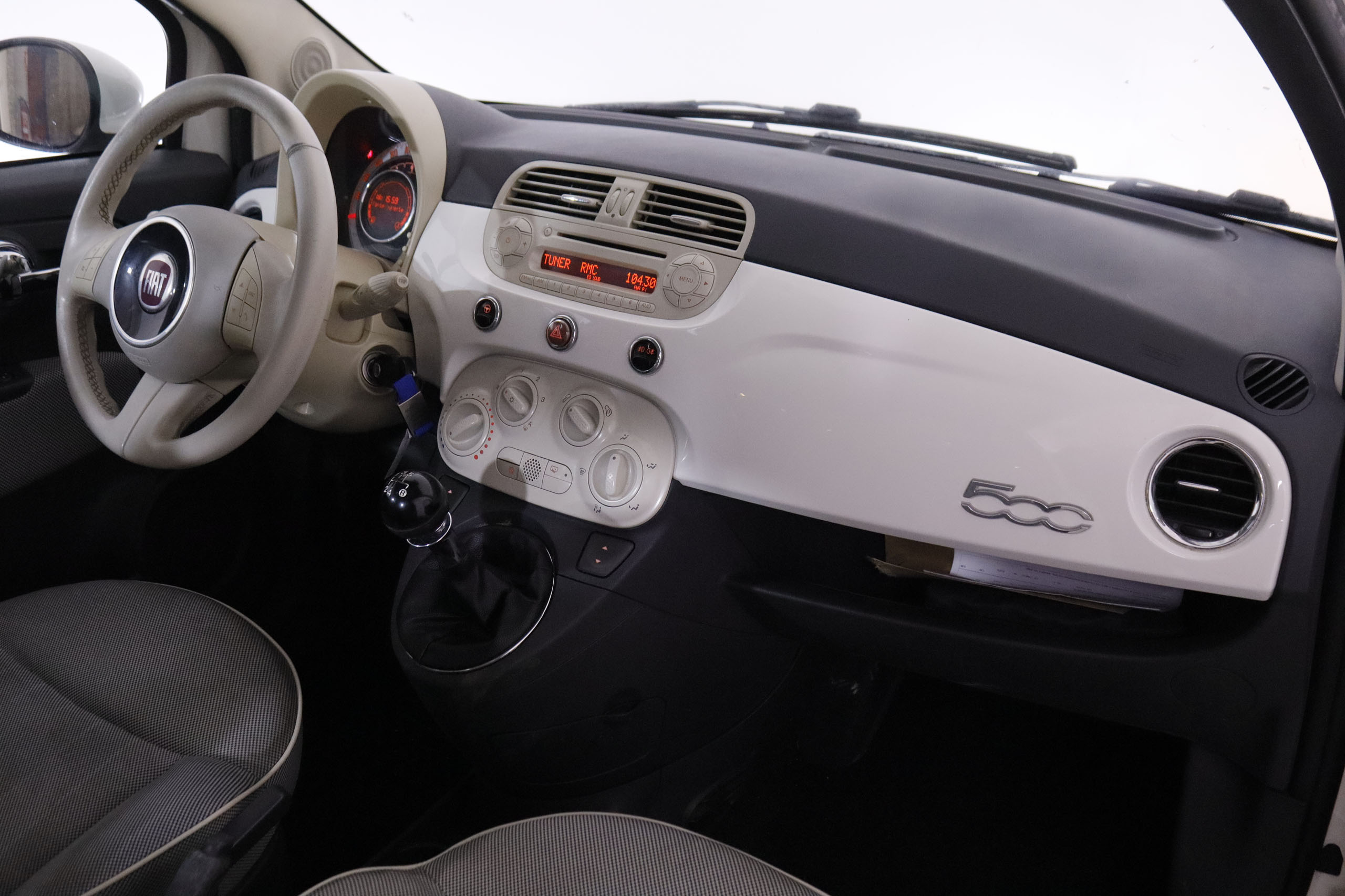 Fiat 500 1.2 8V LOUNGE 69CV 3P # TECHO PANORAMICO foto 17