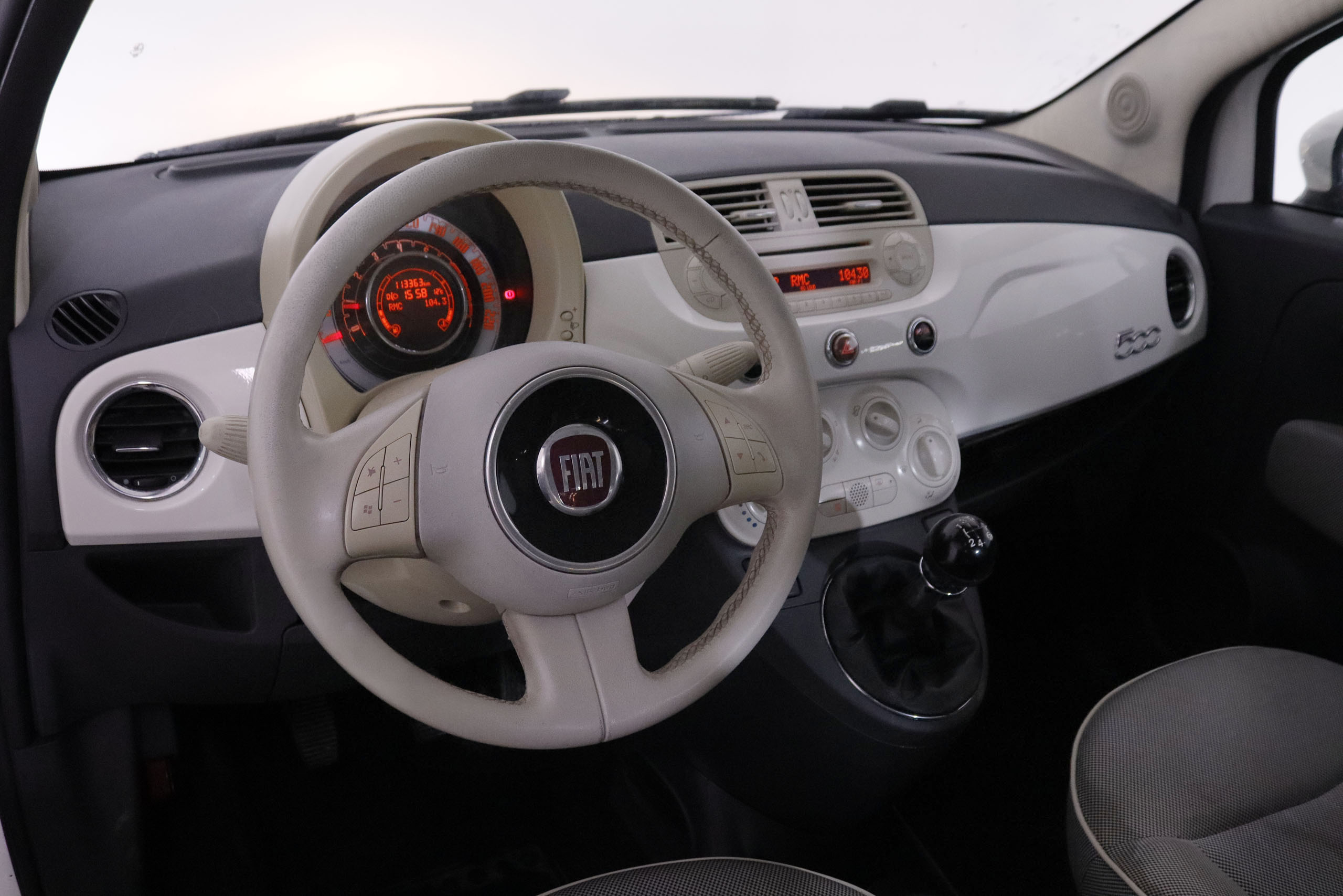 Fiat 500 1.2 8V LOUNGE 69CV 3P # TECHO PANORAMICO foto 15
