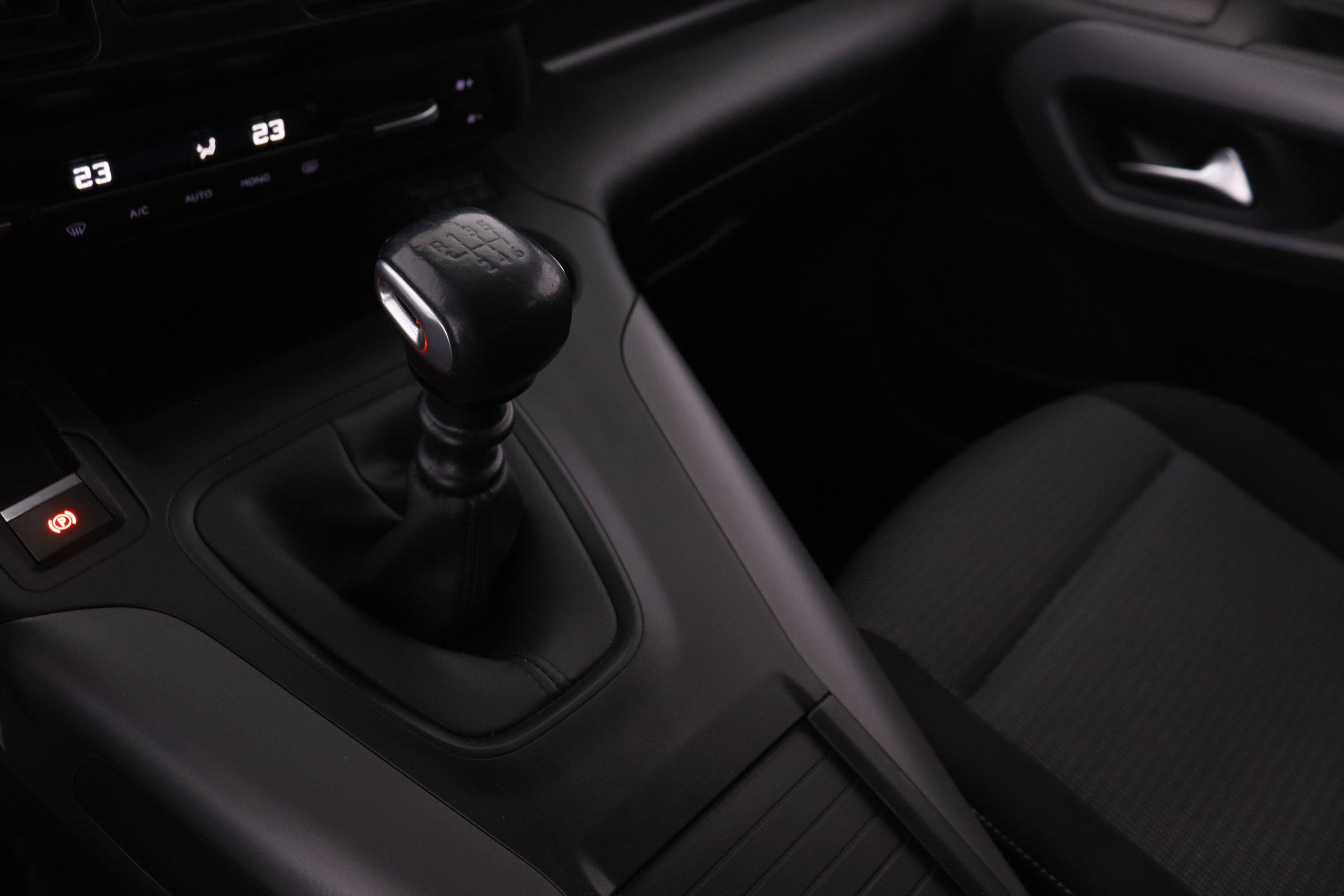 Toyota Proace 1.5 D VERSO FAMILY ACTIVE L2 131CV 7 PLAZAS 5P # PARKTRONIC, BLUETOOTH foto 25