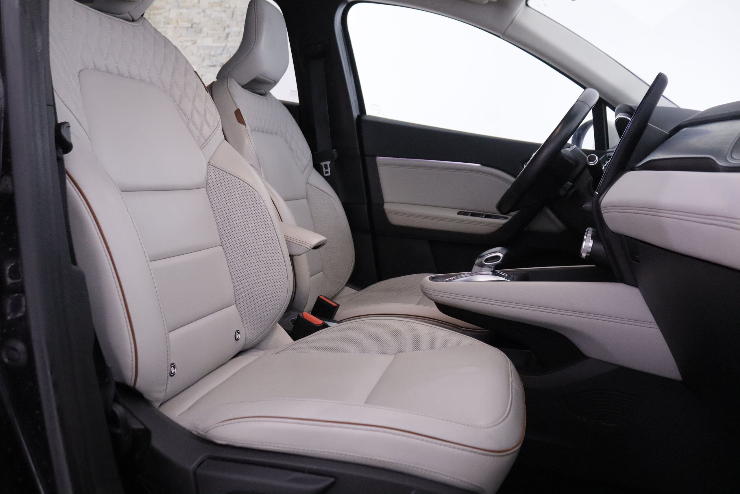 Renault Captur E-TECH PLUG IN INITIALE PARIS AUTO 160CV 5P # NAVY,CUERO,FAROS LED foto 25