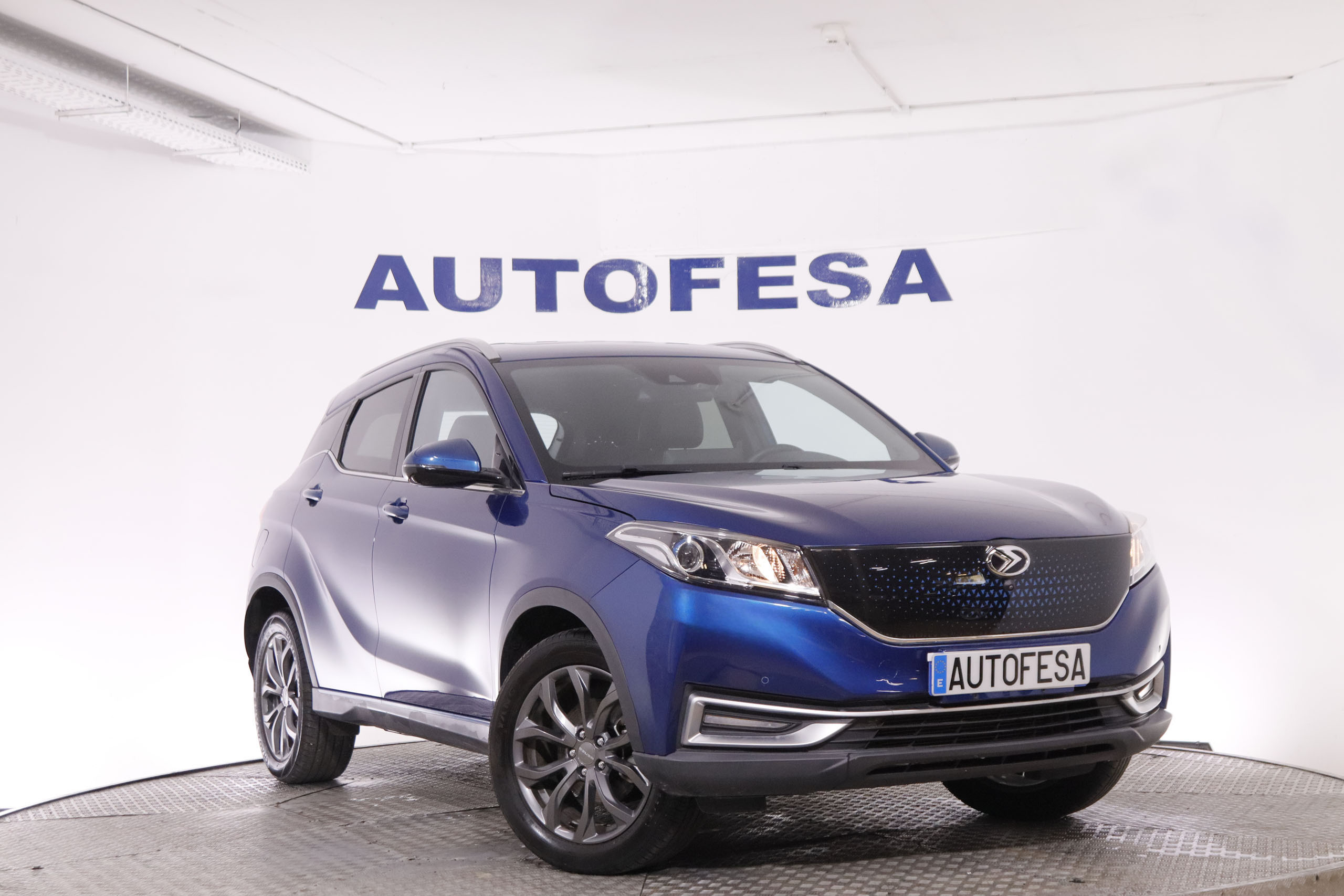 SERES 3 ELECTRICO CONFORT AUTO 163CV 4X2 5P GARANTIA HASTA 2032 # CUERO, TECHO ELEC PANORAMICO, NAVY foto 3