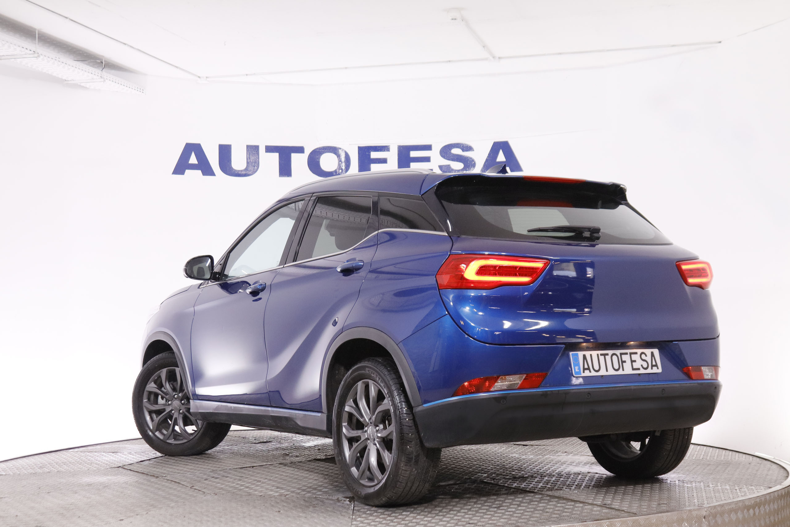 SERES 3 ELECTRICO CONFORT AUTO 163CV 4X2 5P GARANTIA HASTA 2032 # CUERO, TECHO ELEC PANORAMICO, NAVY foto 7