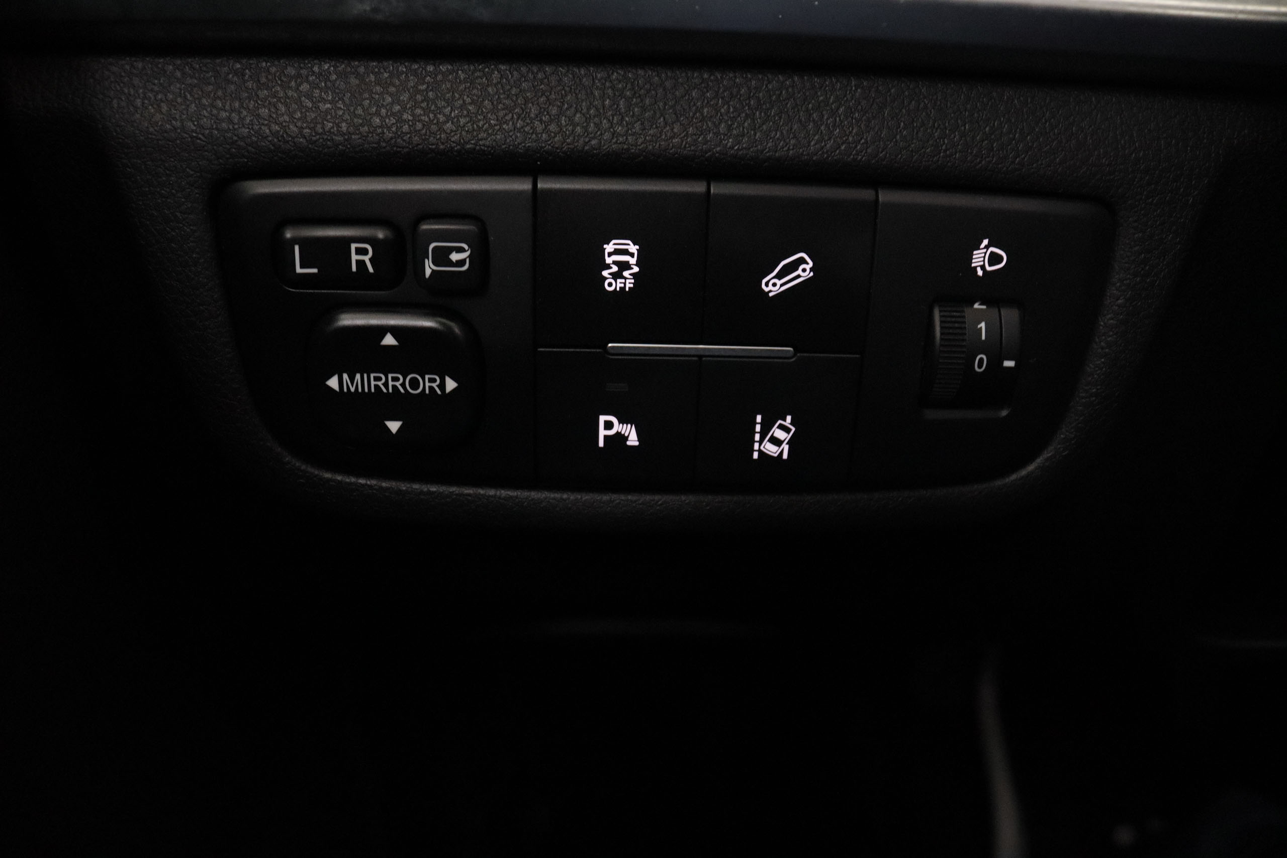 SERES 3 ELECTRICO CONFORT AUTO 163CV 4X2 5P GARANTIA HASTA 2032 # CUERO, TECHO ELEC PANORAMICO, NAVY foto 25