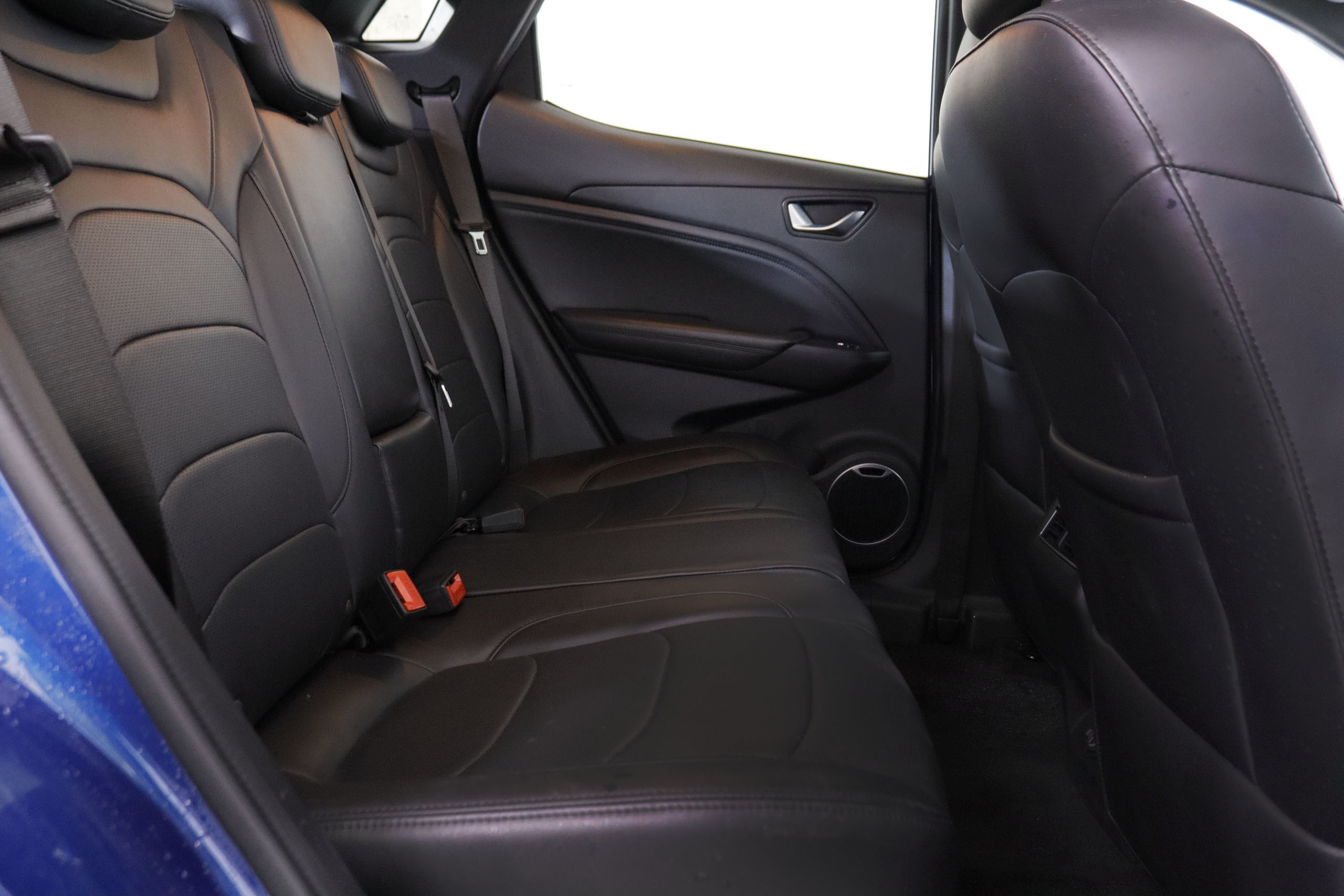 SERES 3 ELECTRICO CONFORT AUTO 163CV 4X2 5P GARANTIA HASTA 2032 # CUERO, TECHO ELEC PANORAMICO, NAVY foto 32