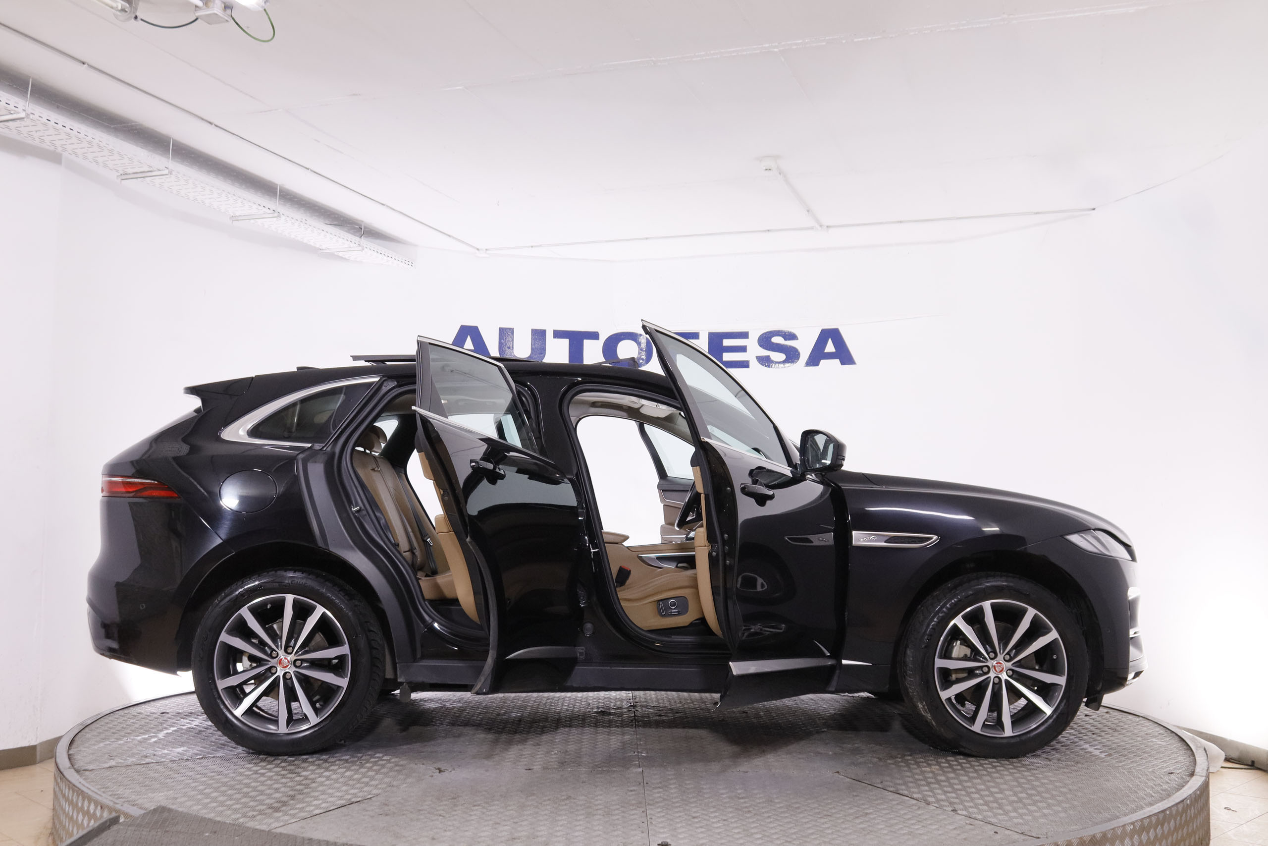 Jaguar F-pace 2.0 D  MHEV AWD AUTO S 204CV 5P foto 11