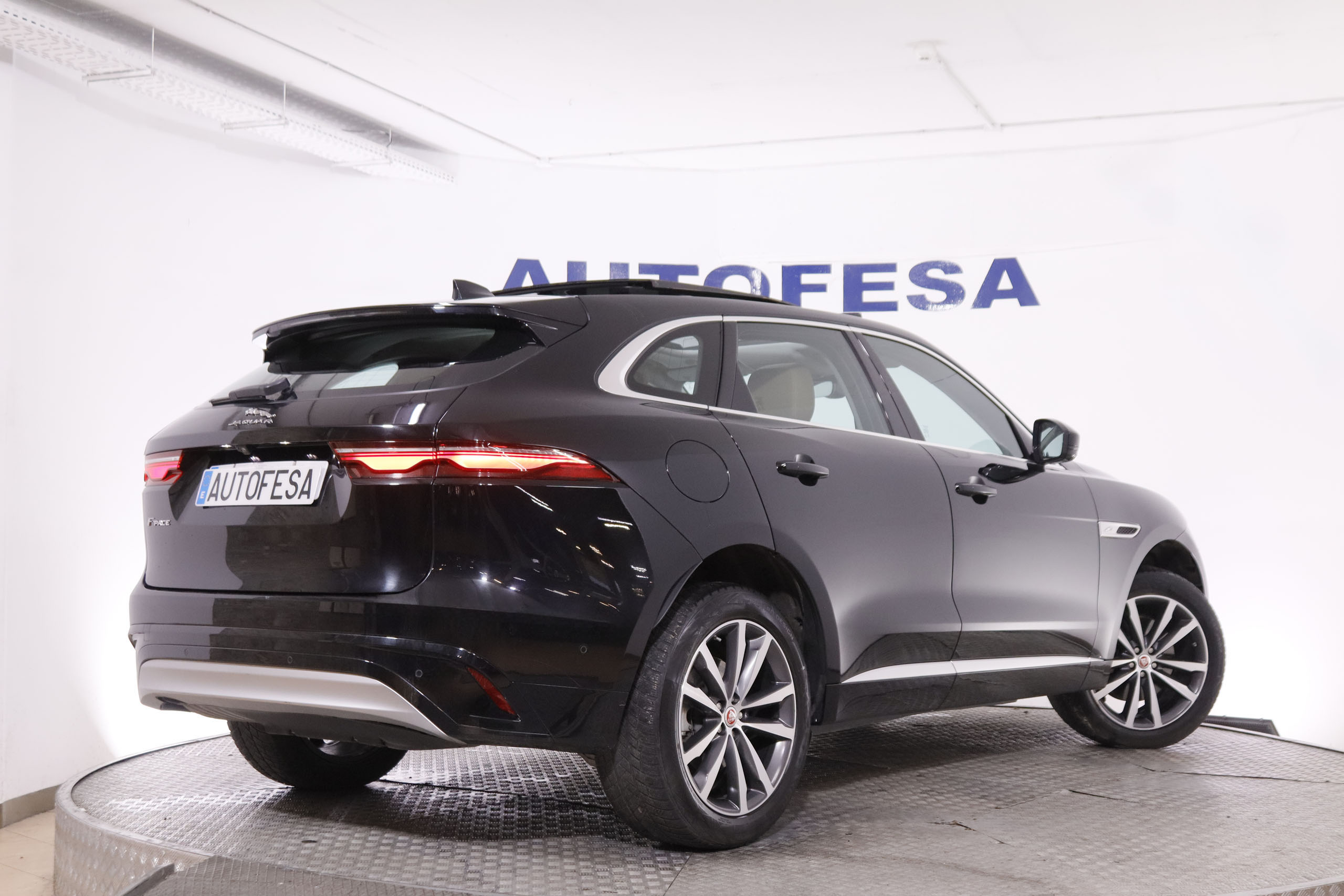Jaguar F-pace 2.0 D  MHEV AWD AUTO S 204CV 5P foto 7