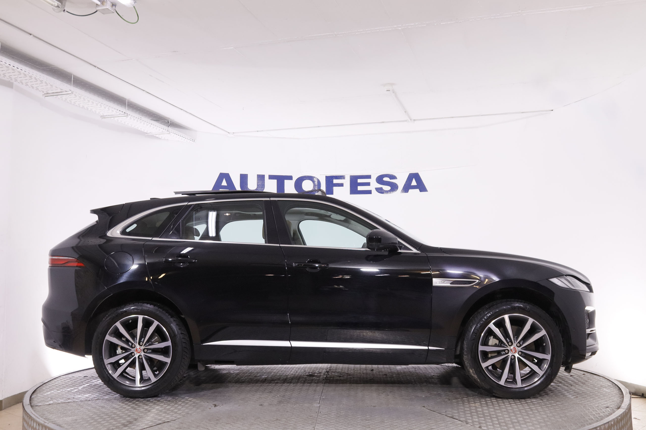 Jaguar F-pace 2.0 D  MHEV AWD AUTO S 204CV 5P foto 13