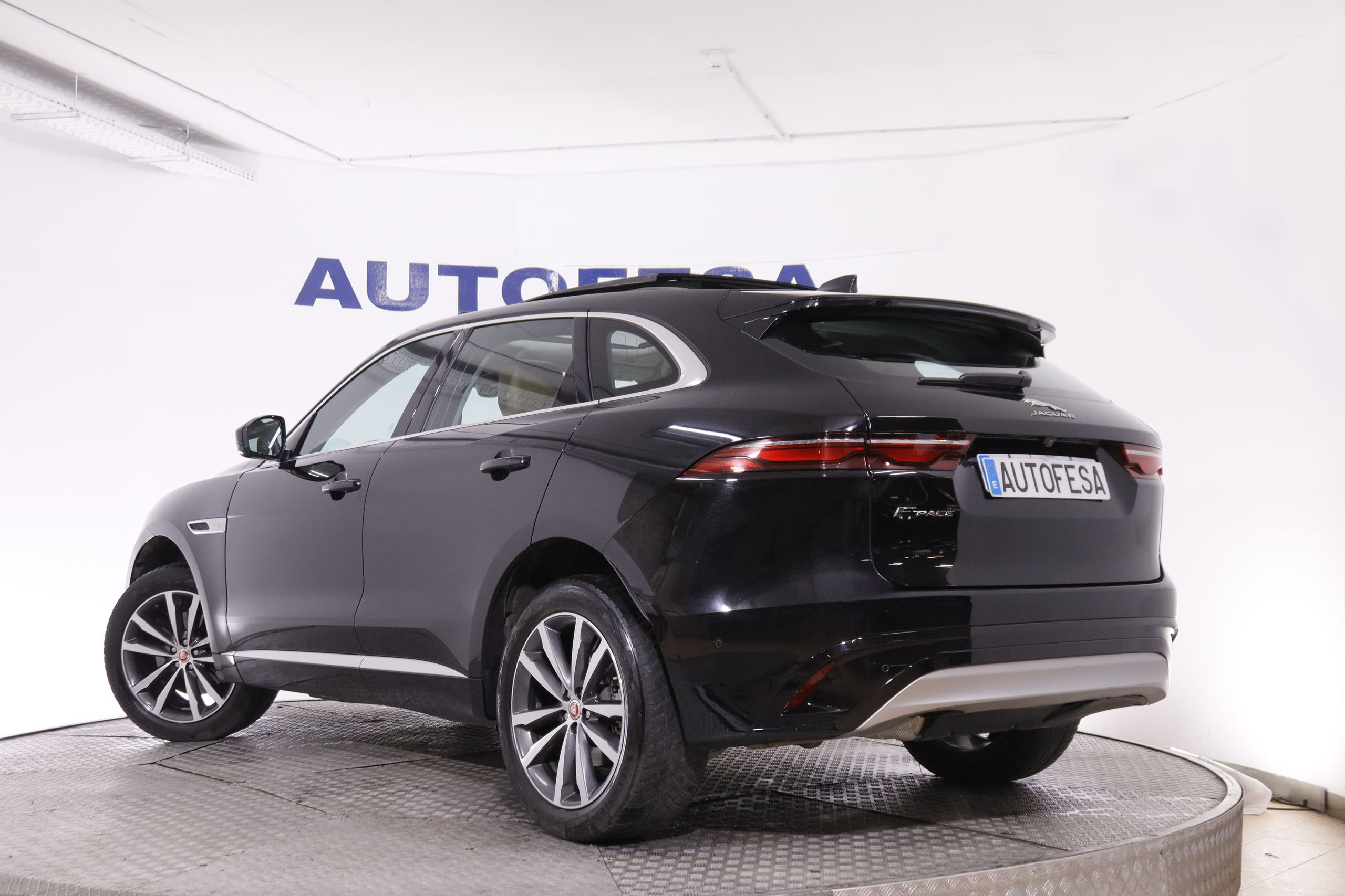 Jaguar F-pace 2.0 D  MHEV AWD AUTO S 204CV 5P foto 5