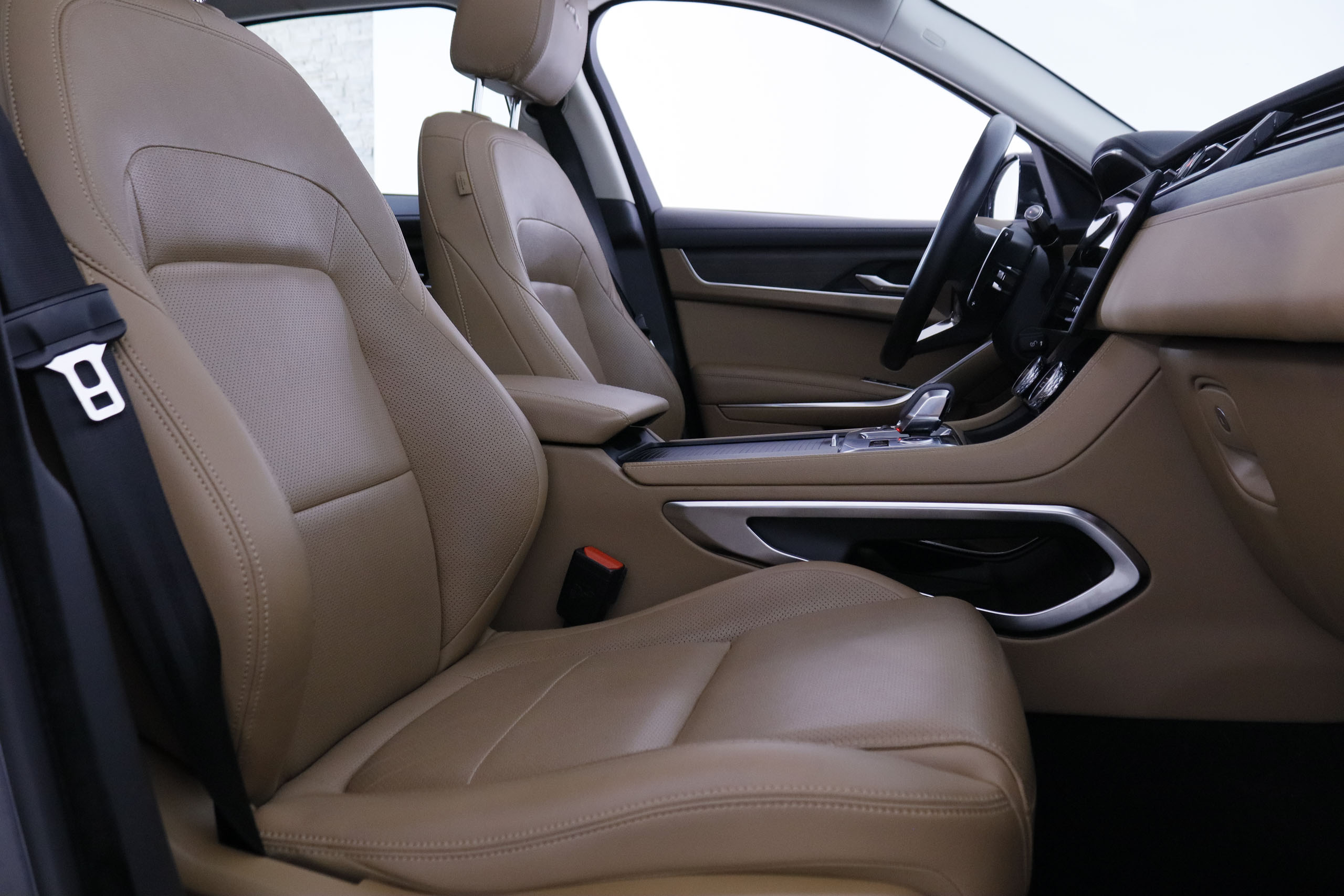 Jaguar F-pace 2.0 D  MHEV AWD AUTO S 204CV 5P foto 30