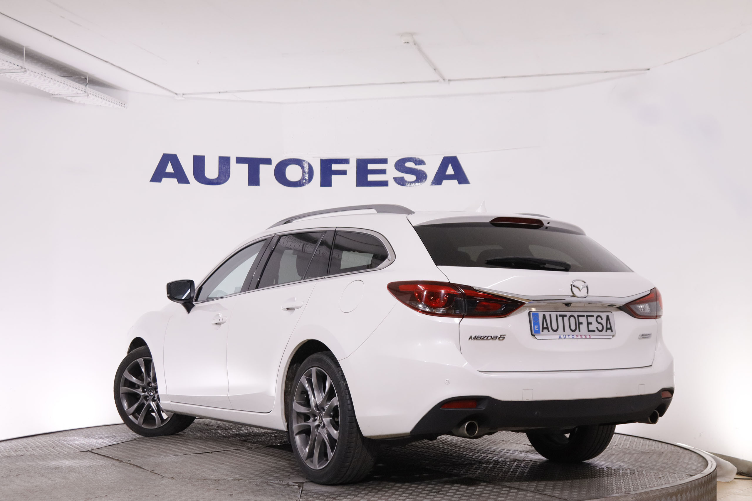Mazda 6 WAGON 2.2 D SKYACTIV STYLE 150CV 5P # PARKTRONIC, FAROS LED foto 7