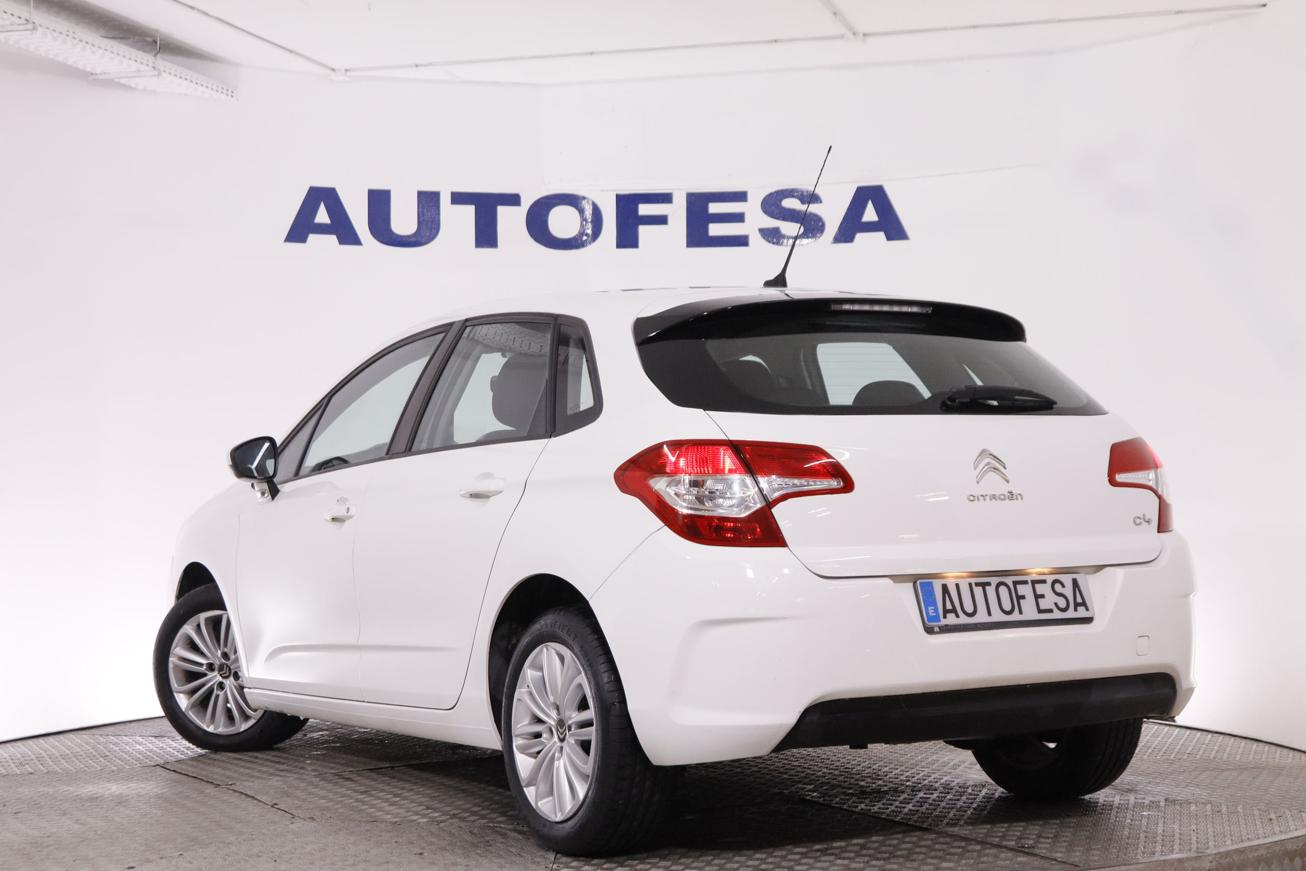 Citroen C4 1.4 VTI 95 CONFORT 5P foto 7