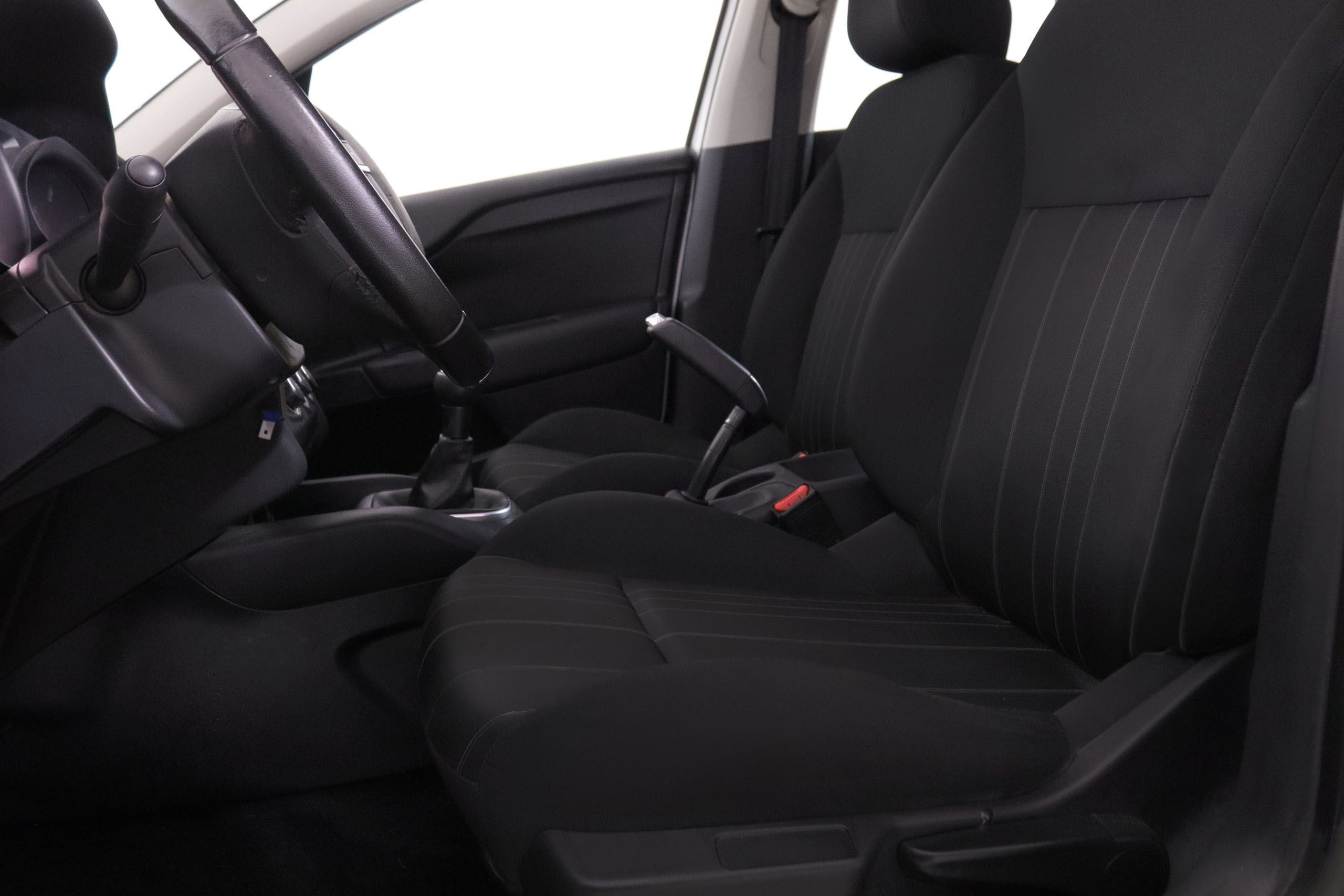 Citroen C4 1.4 VTI 95 CONFORT 5P foto 22