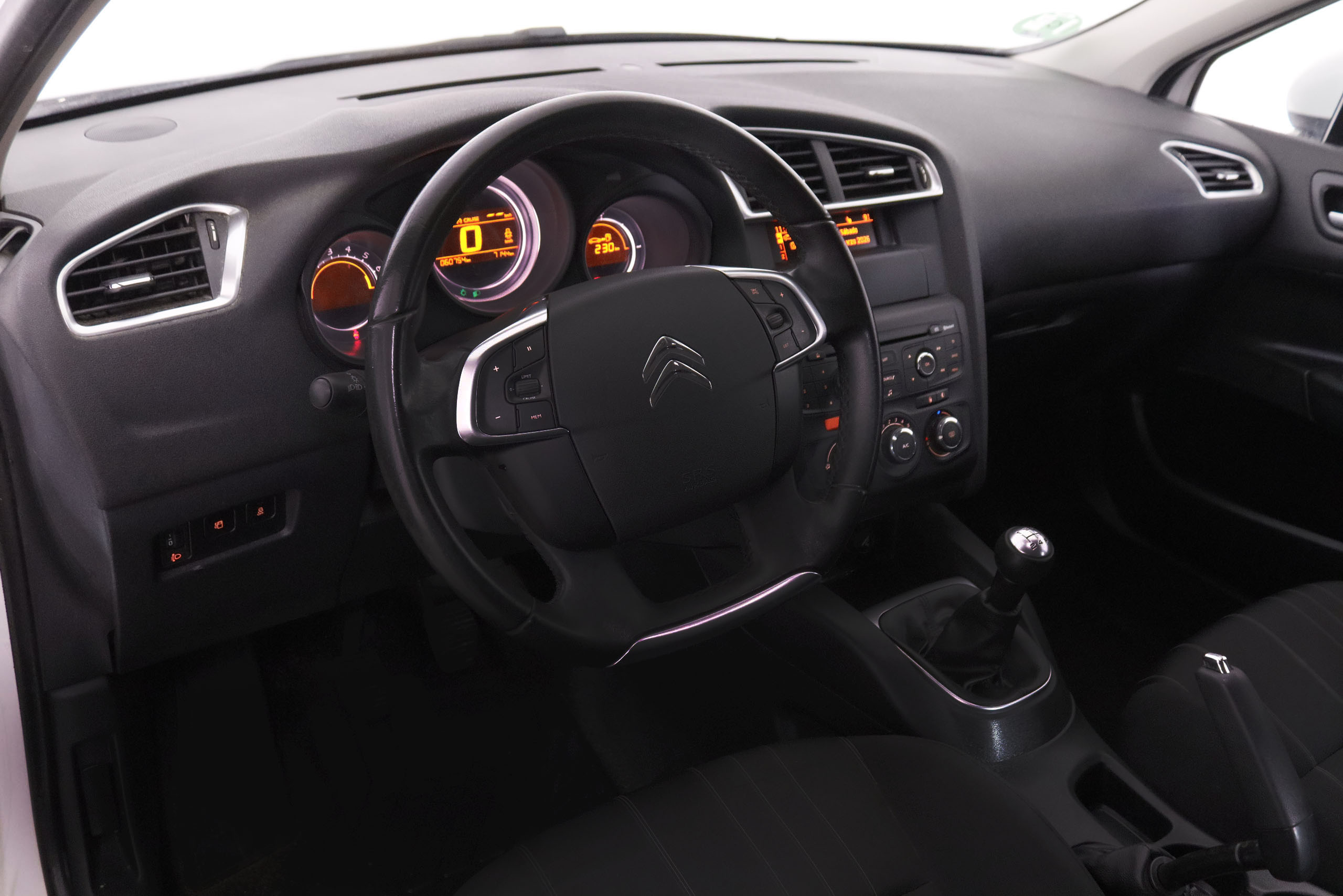 Citroen C4 1.4 VTI 95 CONFORT 5P foto 14