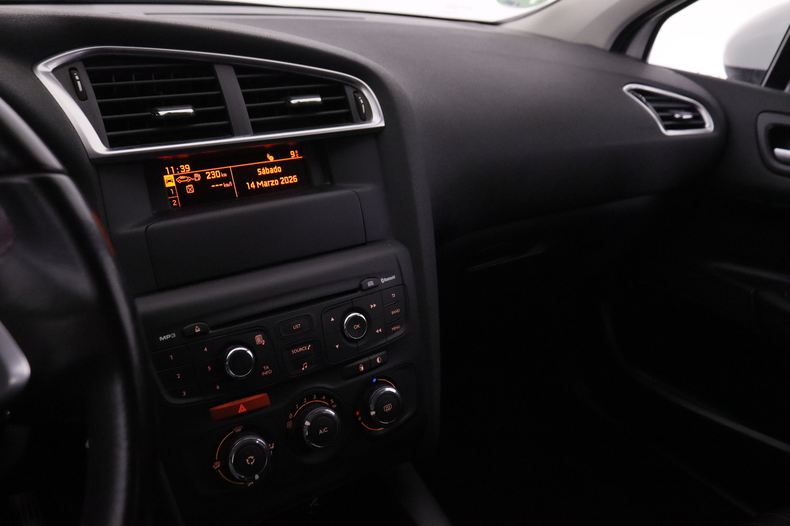 Citroen C4 1.4 VTI 95 CONFORT 5P foto 19