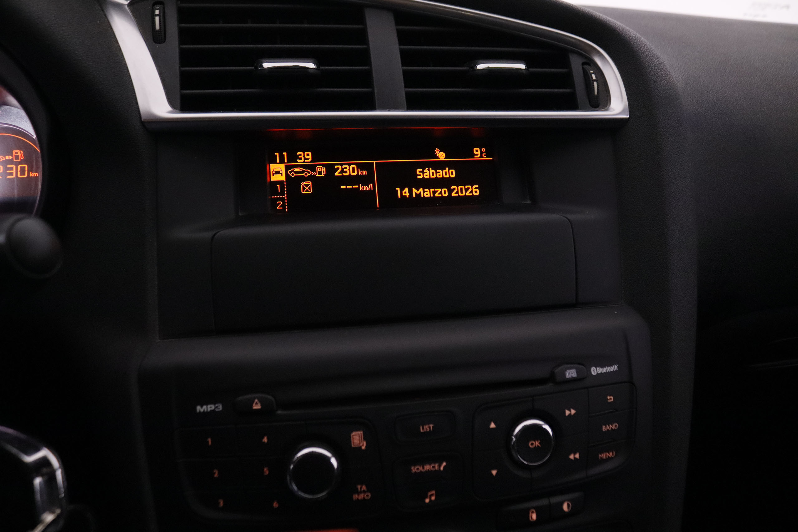 Citroen C4 1.4 VTI 95 CONFORT 5P foto 20