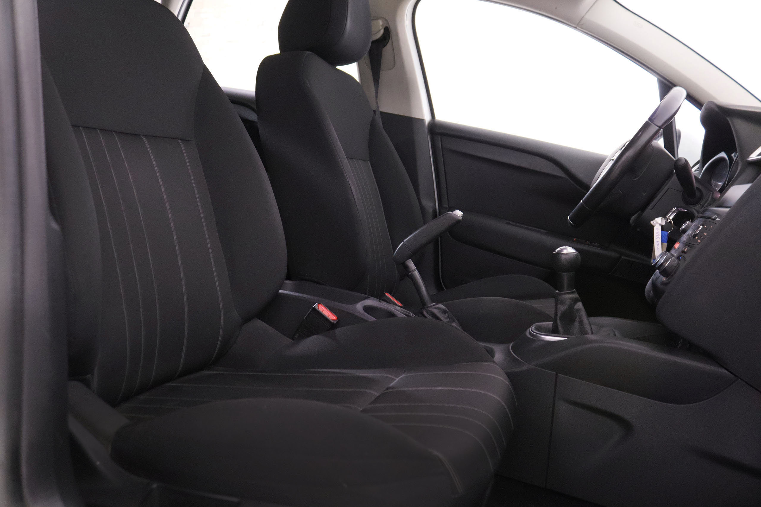 Citroen C4 1.4 VTI 95 CONFORT 5P foto 23