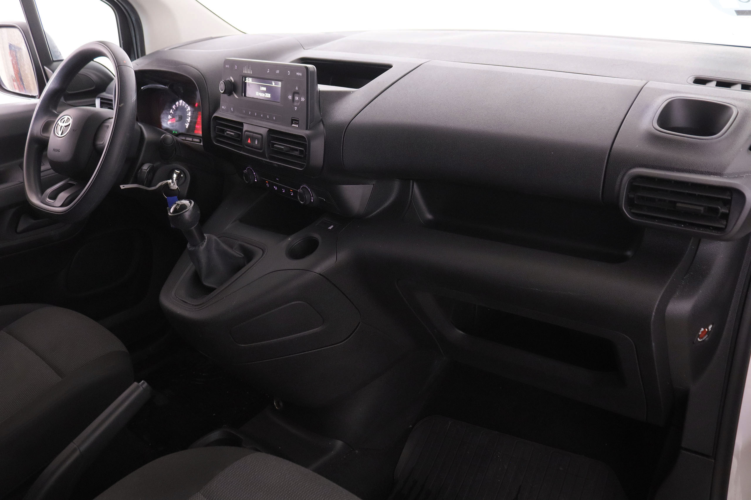 Toyota Proace 1.5 D CITY 650KG 102CV 3P # IVA DEDUCIBLE foto 15