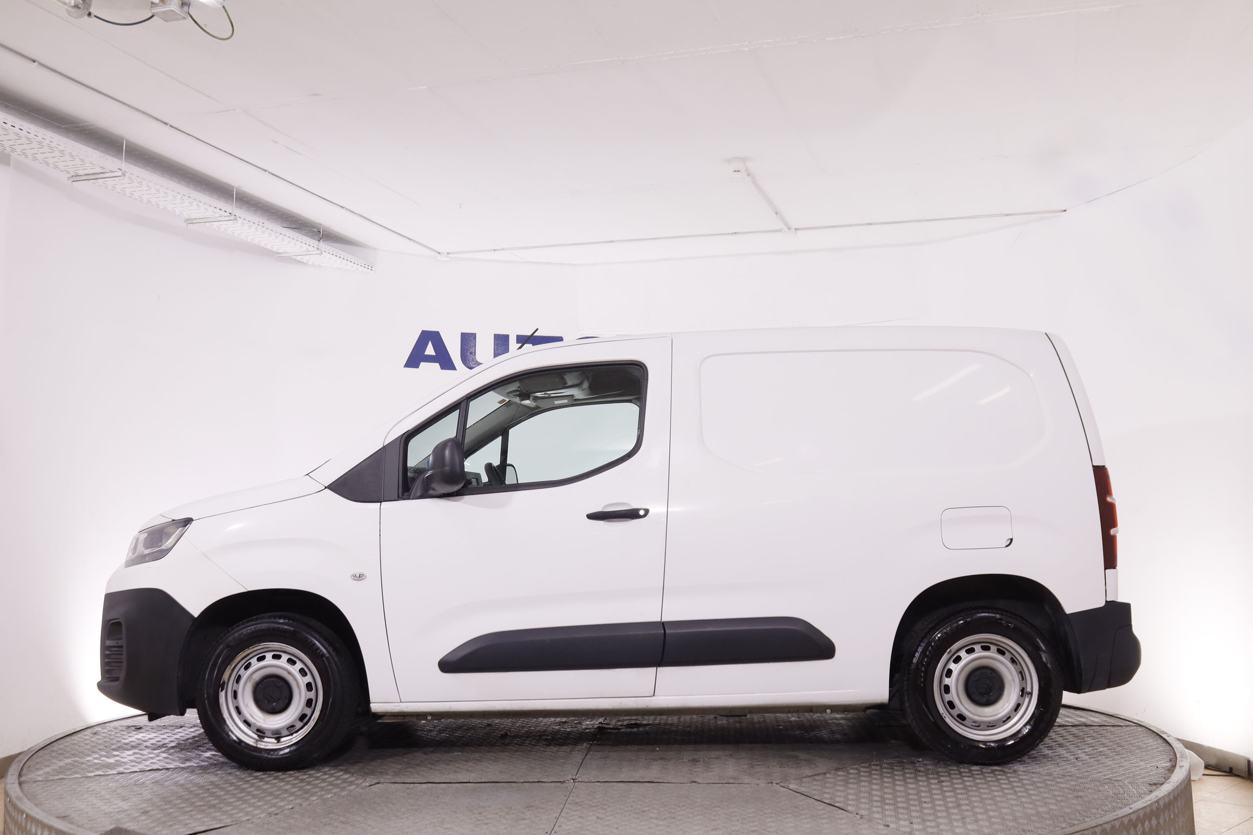 Citroen Berlingo 1.5 BLUEHDI TALLA M 100CV 3P # IVA DEDUCIBLE foto 9