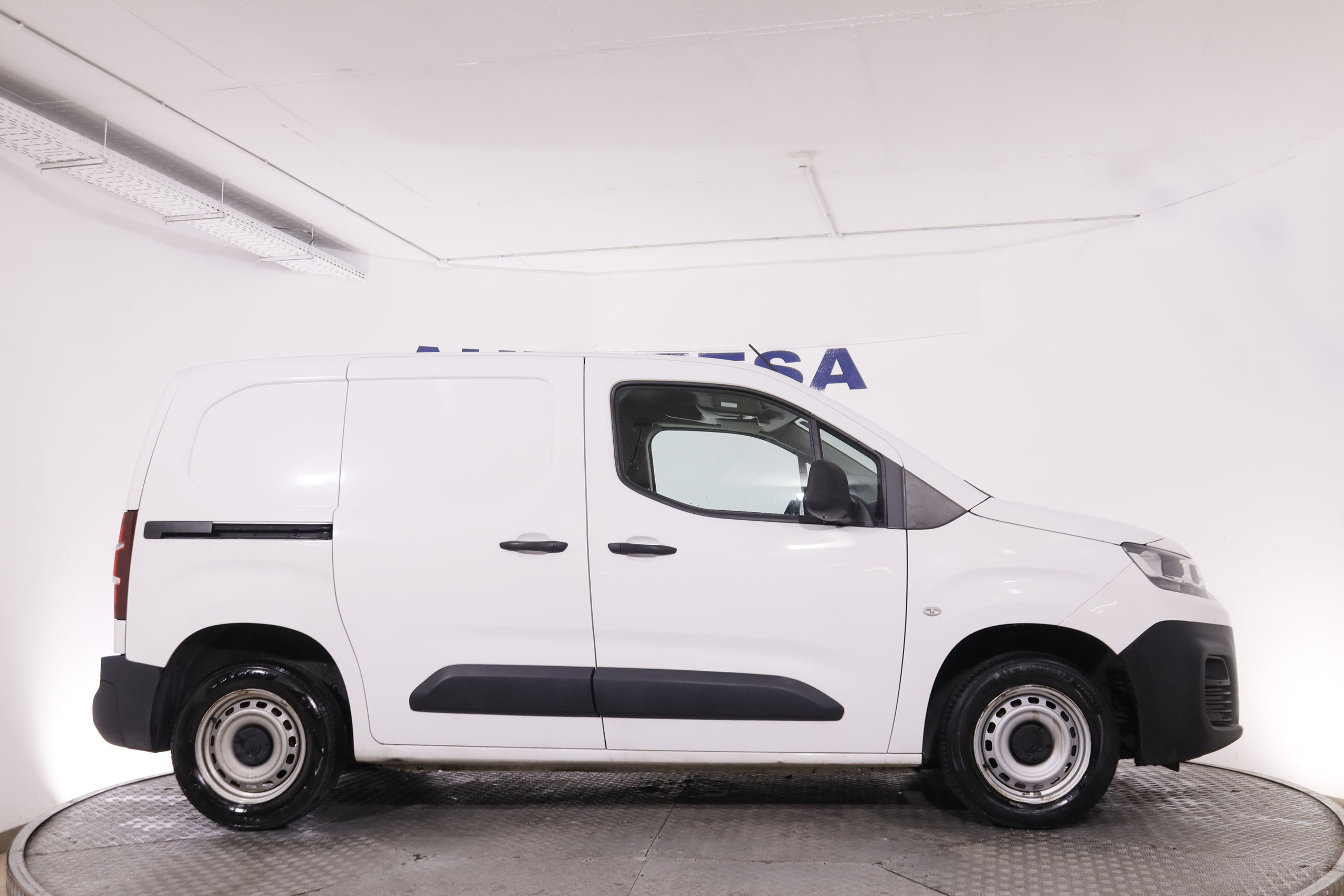 Citroen Berlingo 1.5 BLUEHDI TALLA M 100CV 3P # IVA DEDUCIBLE foto 13