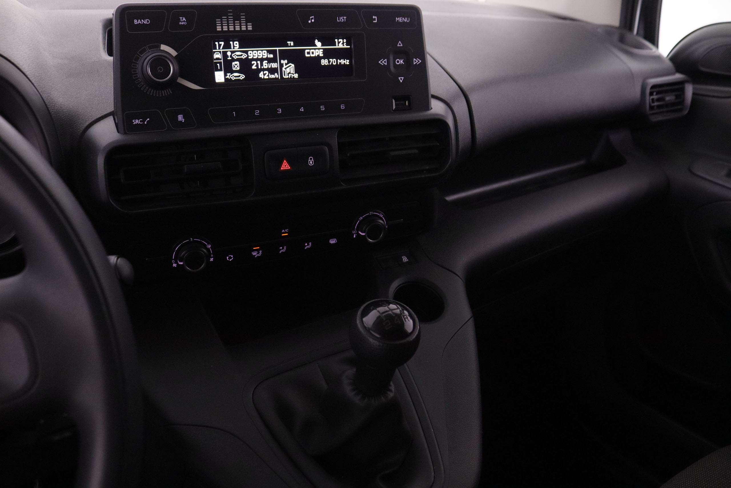 Citroen Berlingo 1.5 BLUEHDI TALLA M 100CV 3P # IVA DEDUCIBLE foto 18