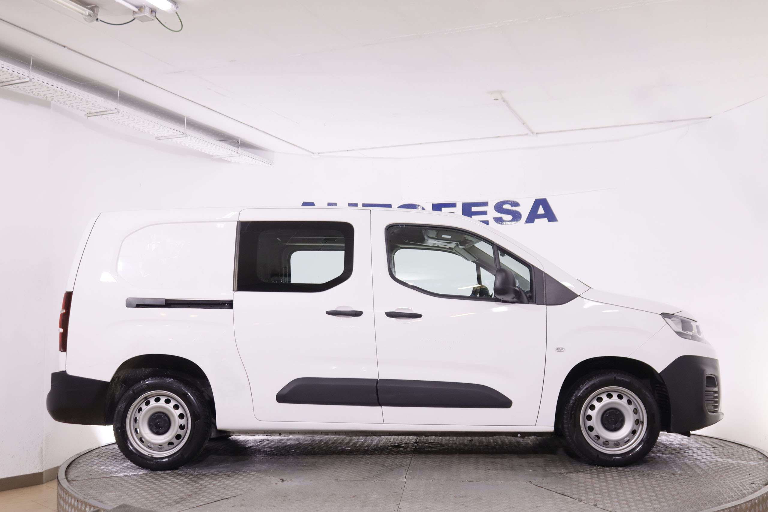 Citroen Berlingo 1.5 BLUE HDI VAN TALLA XL 100CV 5P # IVA DEDUCIBLE, NAVY foto 3