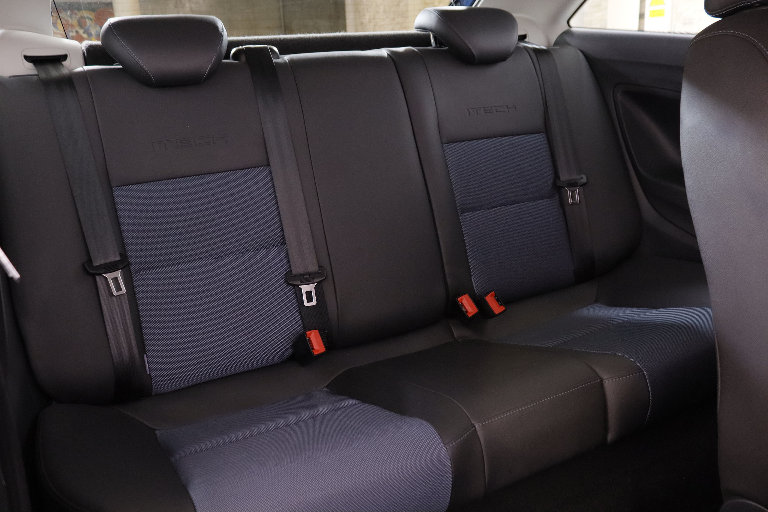 Seat Ibiza SC 1.2 TSI I TECH PLUS 105CV 5P # PARKTRONIC foto 23