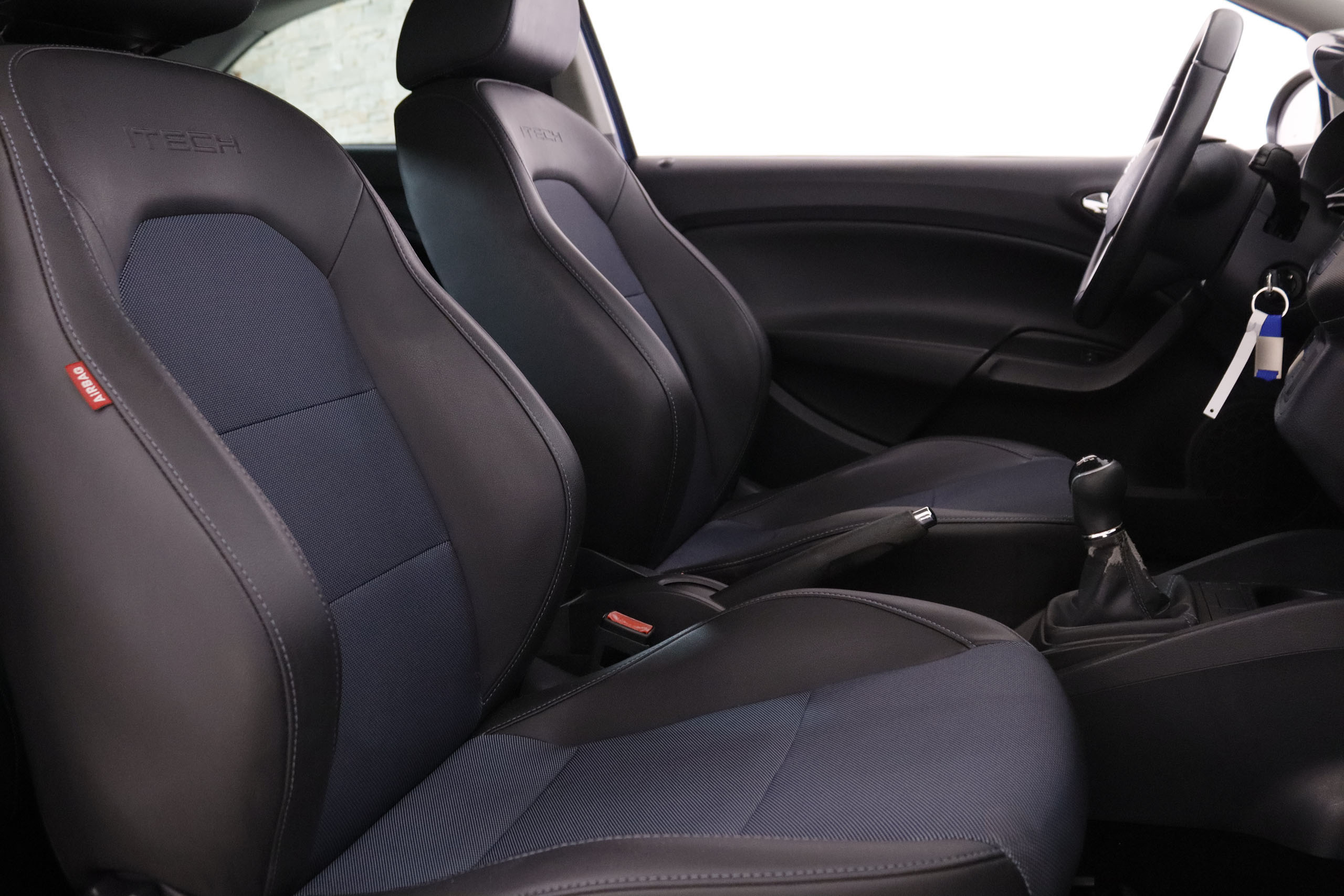 Seat Ibiza SC 1.2 TSI I TECH PLUS 105CV 5P # PARKTRONIC foto 22