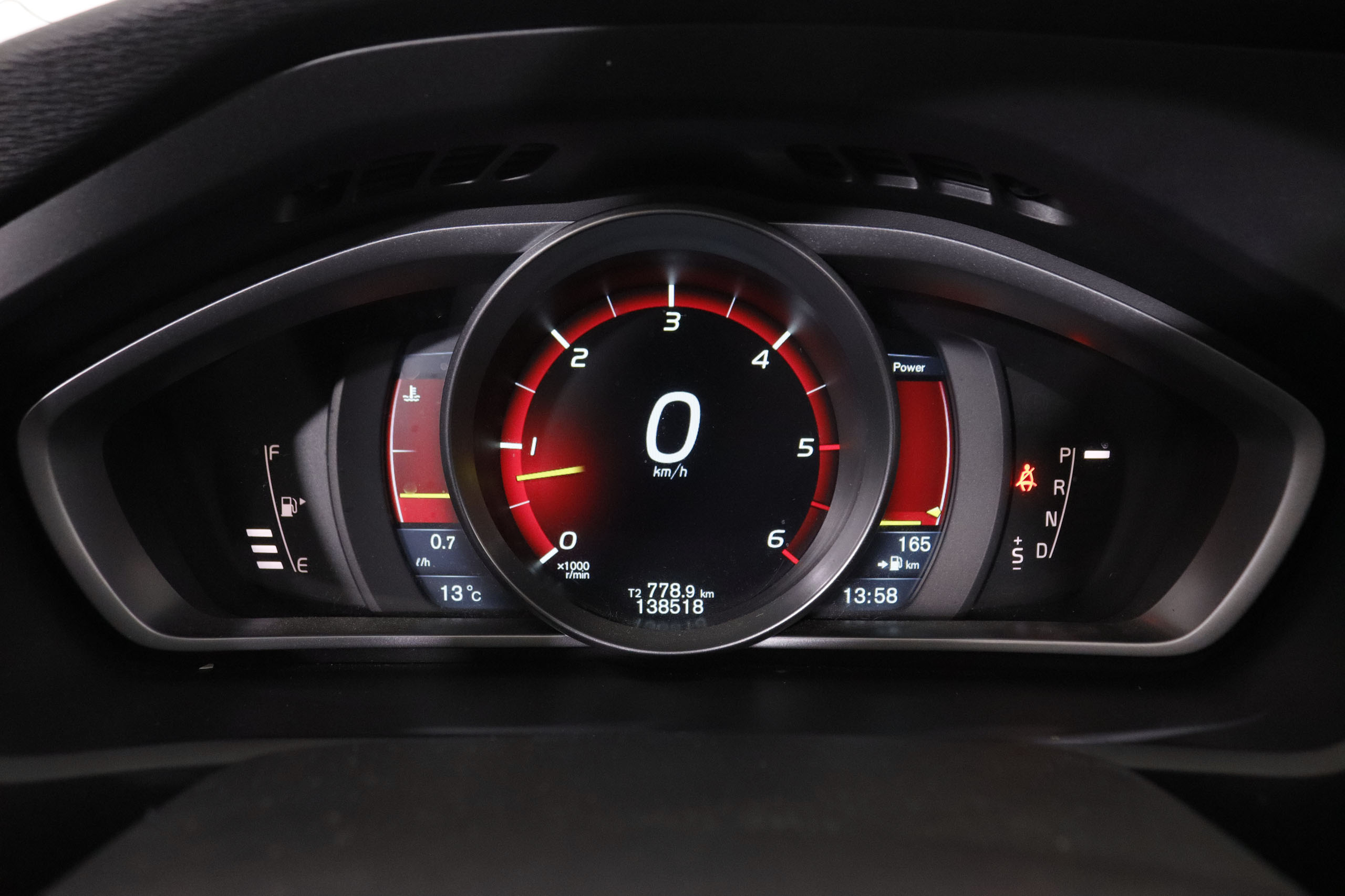 Volvo V40 2.0 D3 CROSS COUNTRY SUMMUM AUTO 150CV 5P # CUERO, NAVY, PARKTRONIC foto 17