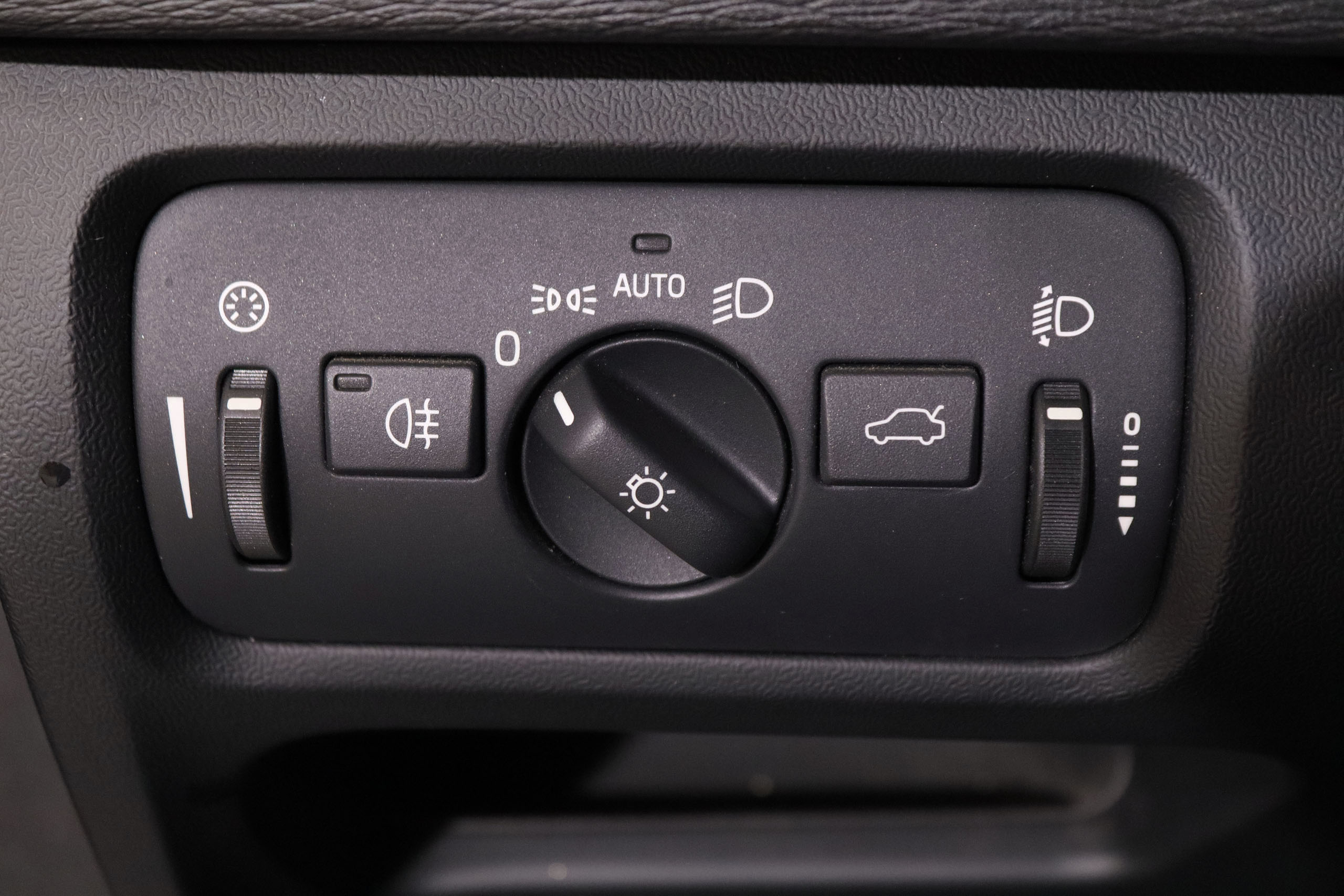 Volvo V40 2.0 D3 CROSS COUNTRY SUMMUM AUTO 150CV 5P # CUERO, NAVY, PARKTRONIC foto 21