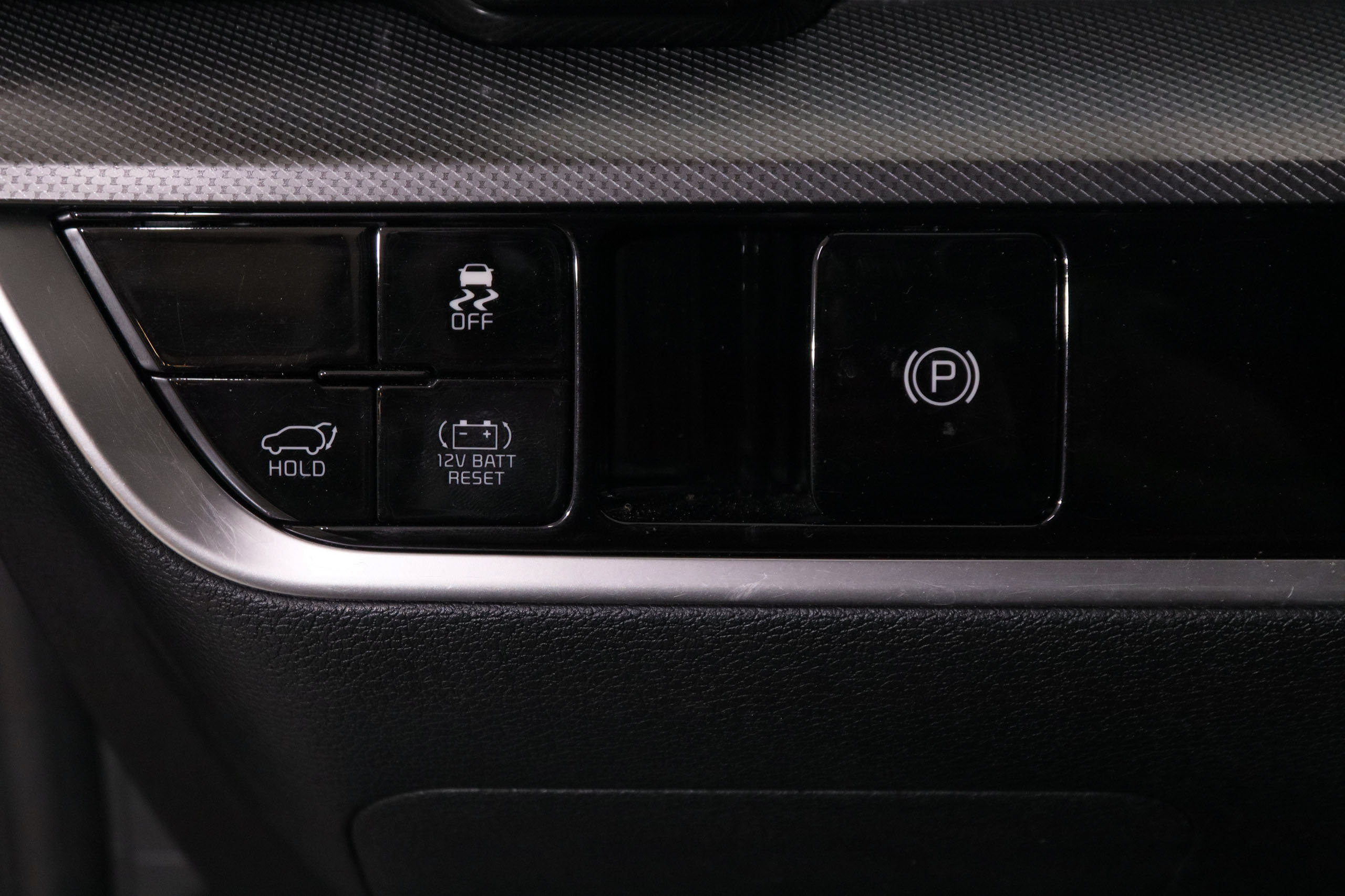 Kia Sportage 1.6 HEV GDI GT LINE AUTO 230CV 5P # GARANTIA FABRICA 05/2029,TECHO ELEC PANORAMICO, NAVY, PARKTRONIC foto 25