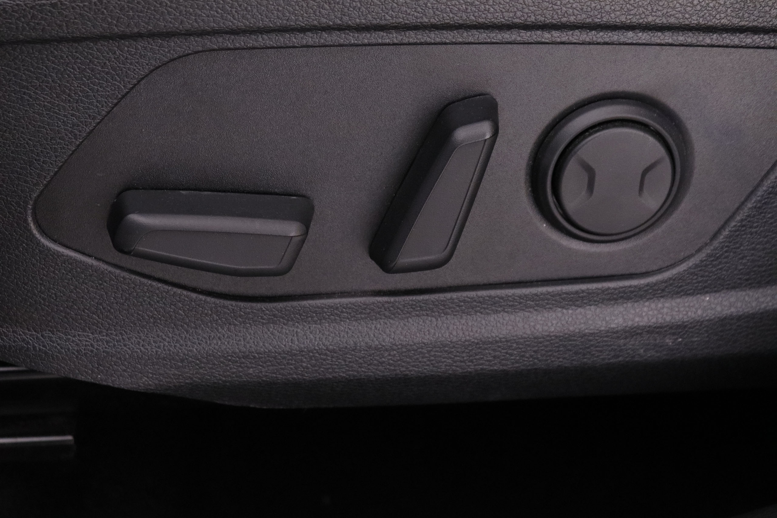 Kia Sportage 1.6 HEV GDI GT LINE AUTO 230CV 5P # GARANTIA FABRICA 05/2029,TECHO ELEC PANORAMICO, NAVY, PARKTRONIC foto 28