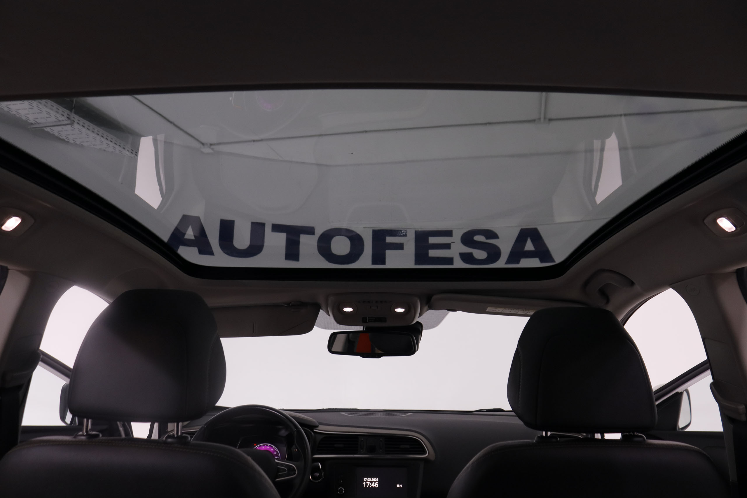 Renault Kadjar 1.2 EDITION ONE 130CV 5P # TECHO PANORAMICO, NAVY, PARKTRONIC foto 14