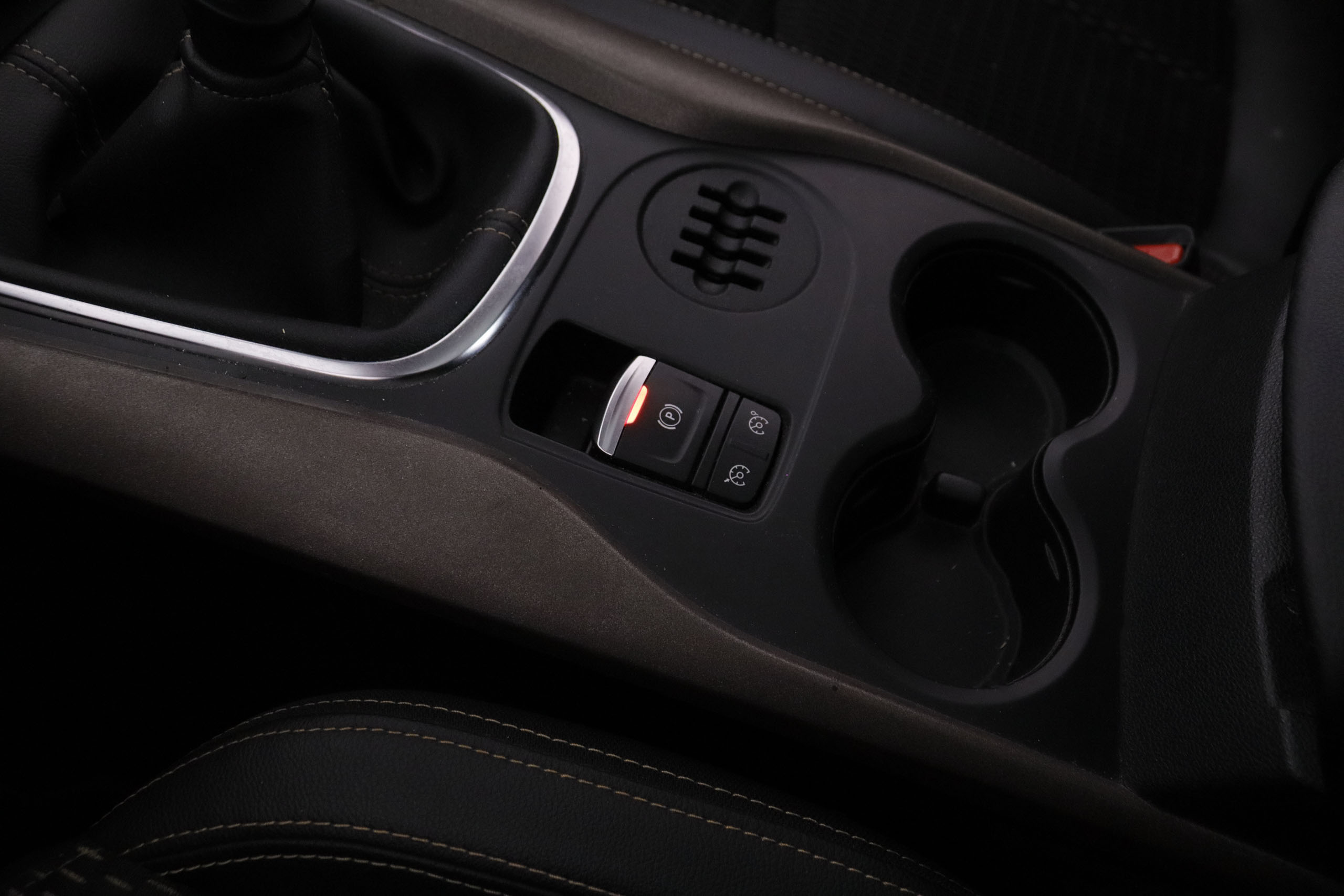 Renault Kadjar 1.2 EDITION ONE 130CV 5P # TECHO PANORAMICO, NAVY, PARKTRONIC foto 21