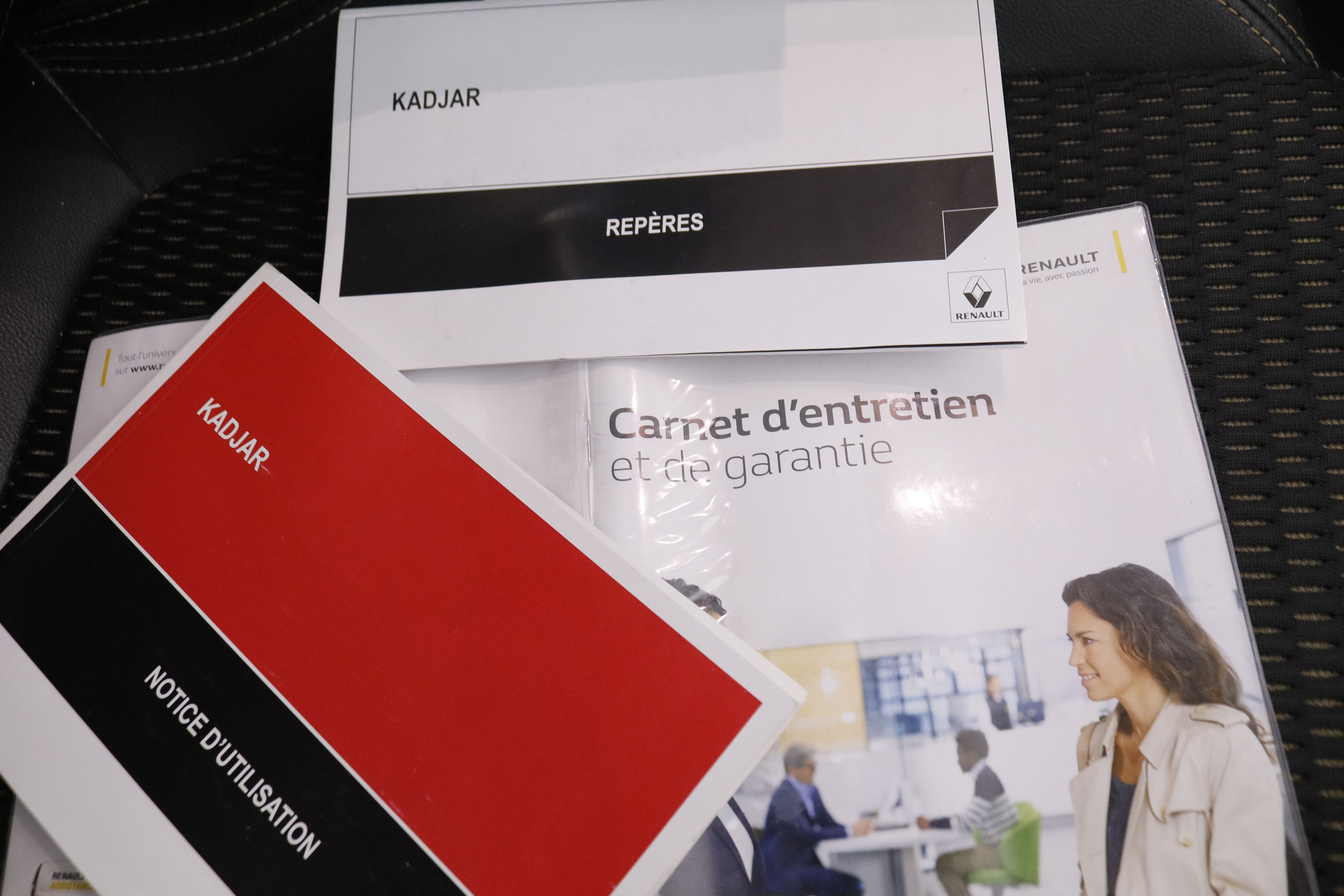 Renault Kadjar 1.2 EDITION ONE 130CV 5P # TECHO PANORAMICO, NAVY, PARKTRONIC foto 26