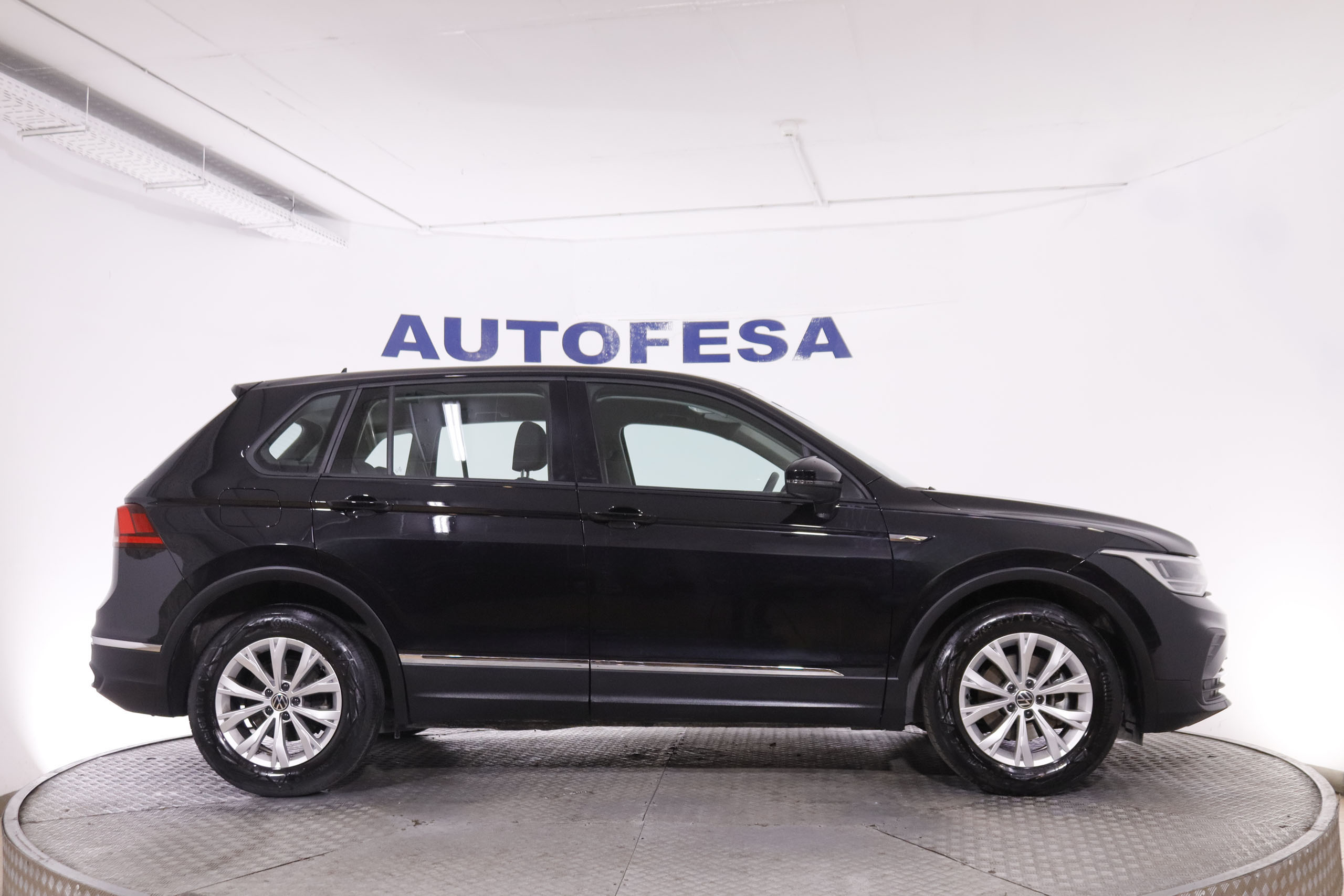 Volkswagen Tiguan 2.0 TDI 120CV 5P # IVA DEDUCIBLE, FAROS LED foto 9