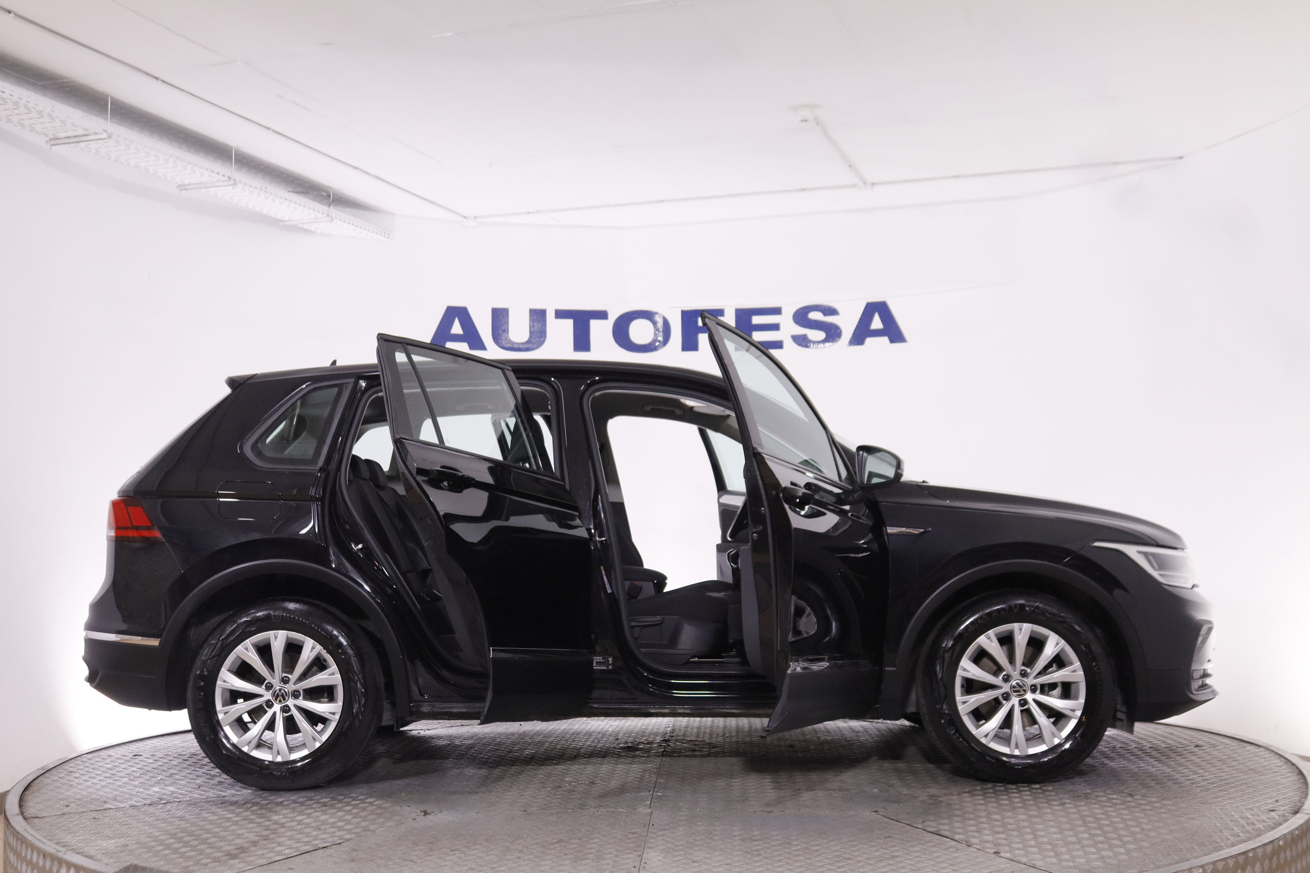 Volkswagen Tiguan 2.0 TDI 120CV 5P # IVA DEDUCIBLE, FAROS LED foto 11