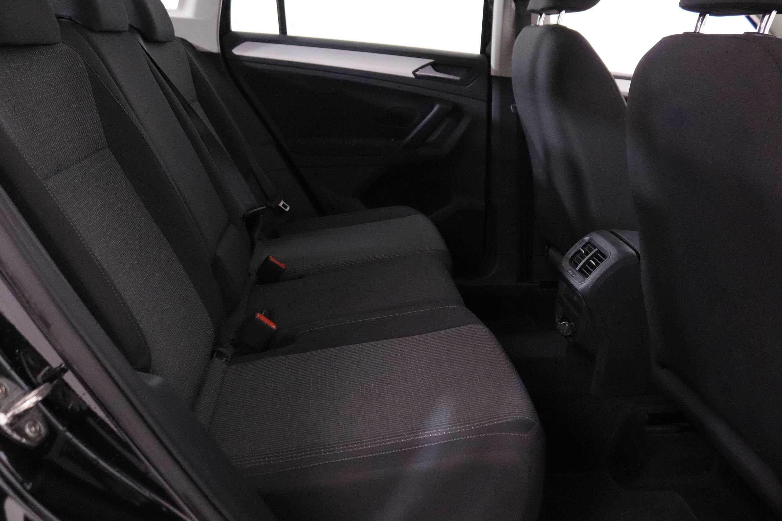 Volkswagen Tiguan 2.0 TDI 120CV 5P # IVA DEDUCIBLE, FAROS LED foto 25