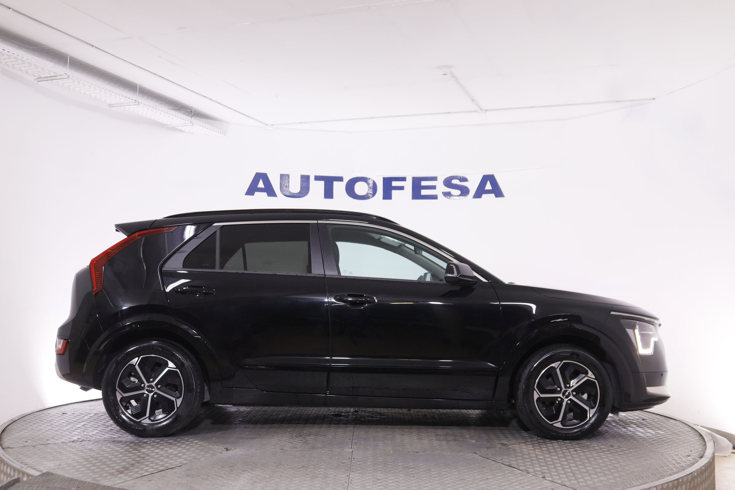 Kia Niro 1.6 GDI PHEV EMOTION AUTO 183CV 5P # GARANTIA FABRICA 10/2029,CUERO, NAVY, PARKTRONIC foto 9