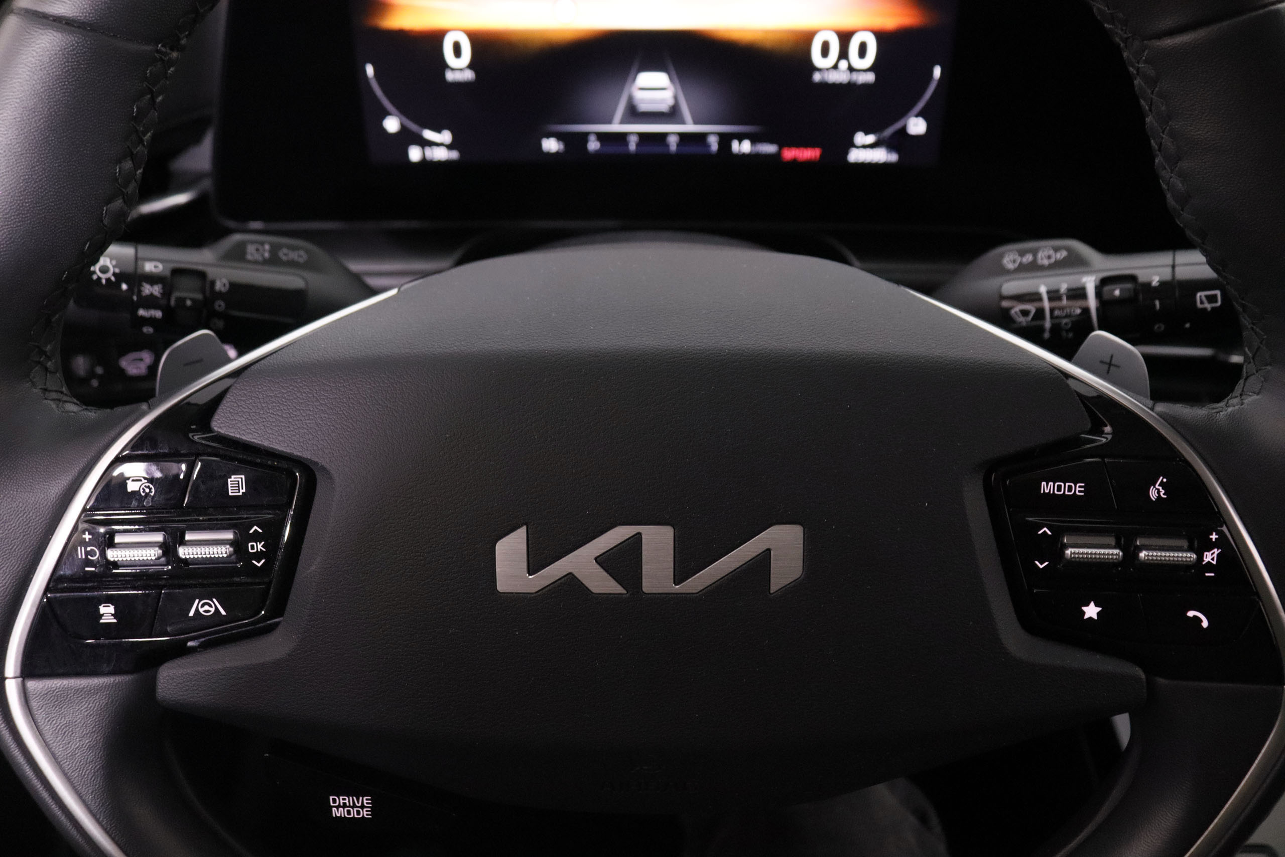 Kia Niro 1.6 GDI PHEV EMOTION AUTO 183CV 5P # GARANTIA FABRICA 10/2029,CUERO, NAVY, PARKTRONIC foto 17