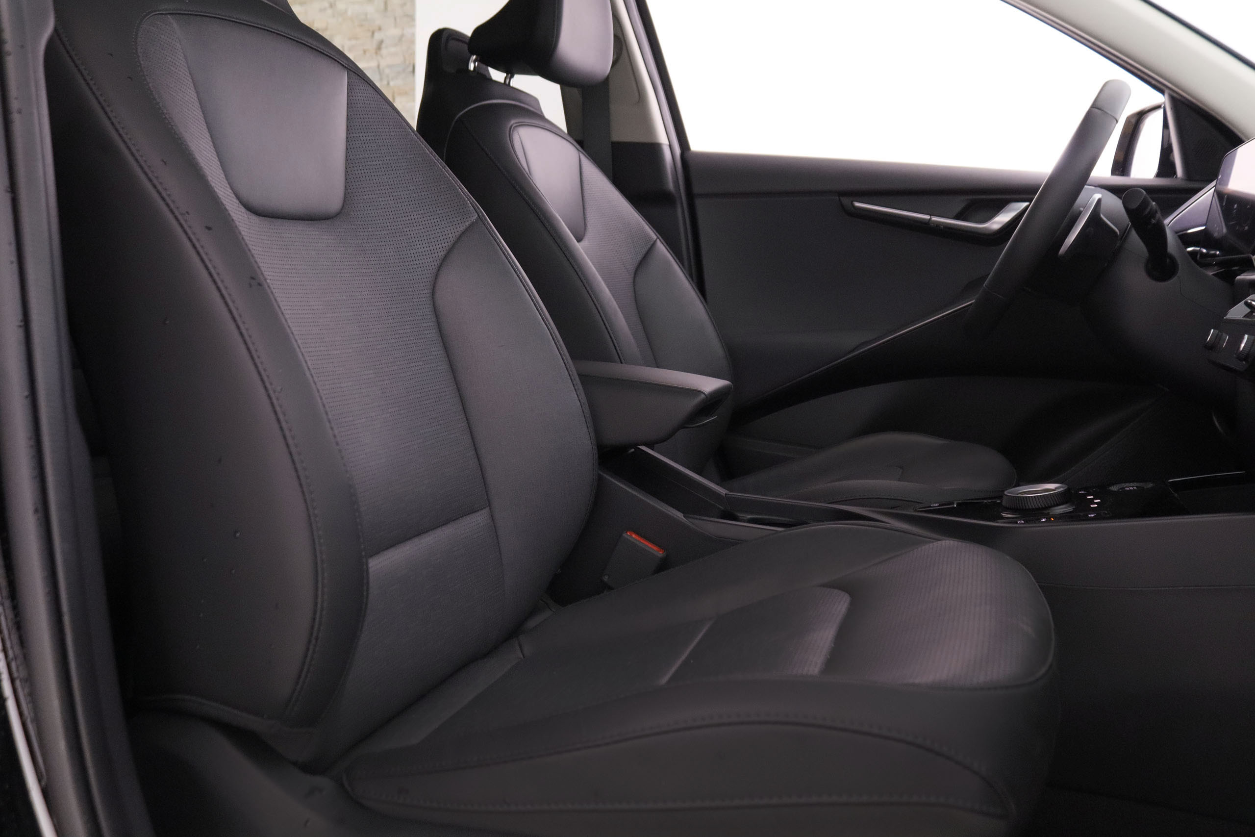 Kia Niro 1.6 GDI PHEV EMOTION AUTO 183CV 5P # GARANTIA FABRICA 10/2029,CUERO, NAVY, PARKTRONIC foto 28