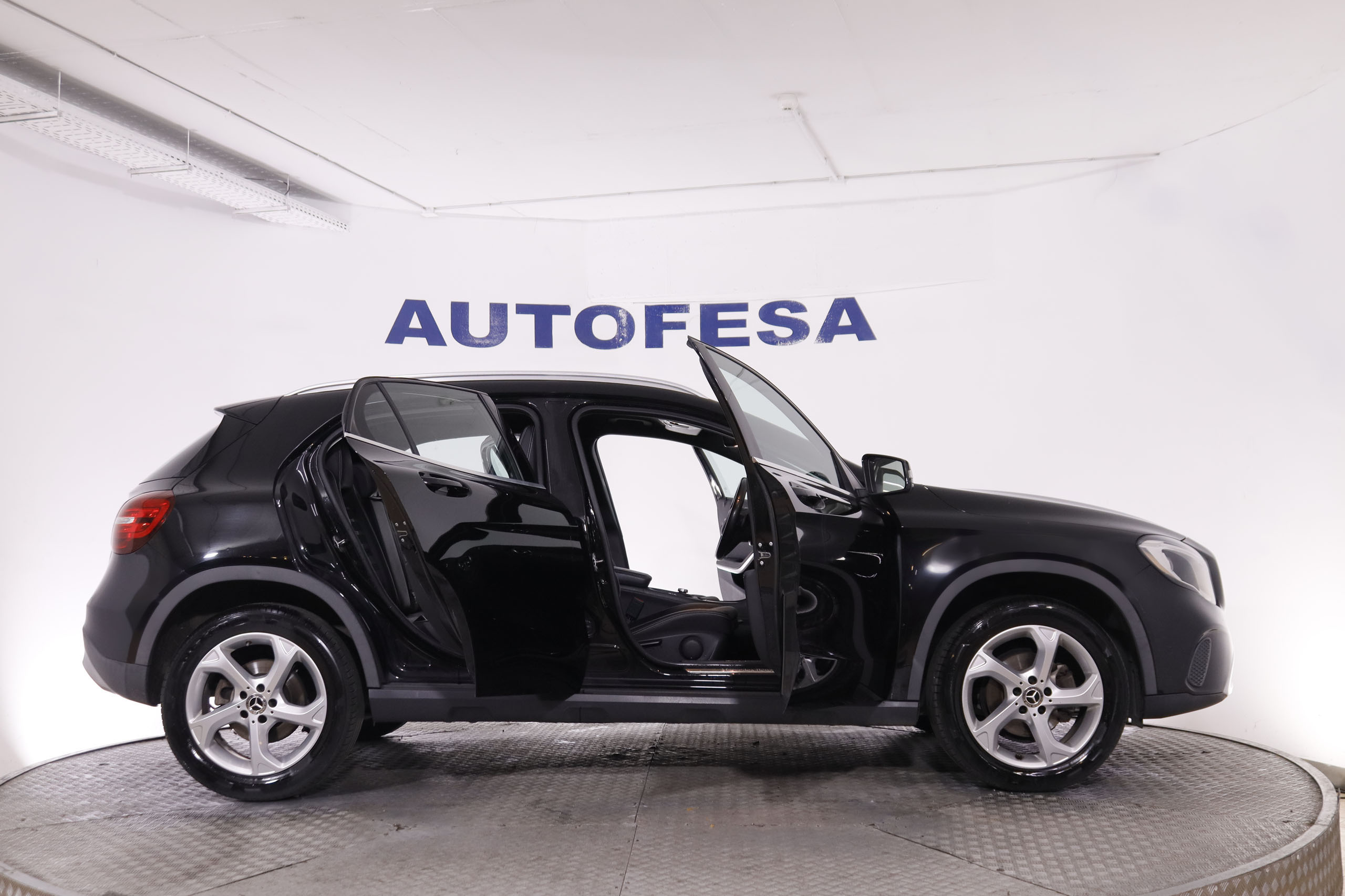 Mercedes-benz Gla 180 CLASE GLA 180 AUTO URBAN 122CV 5P # NAVY,FAROS LED,CAMARA TRASERA foto 11