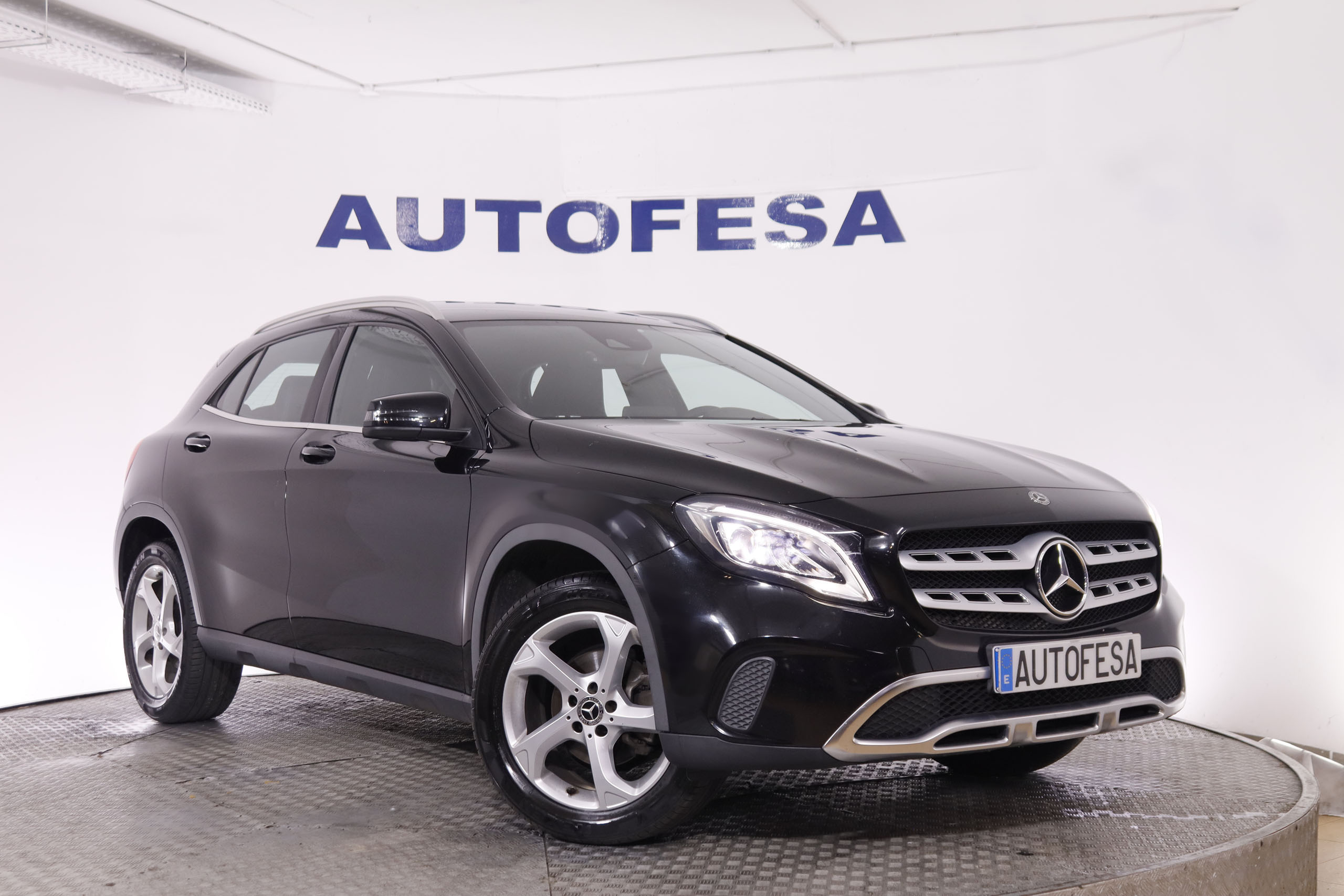 Mercedes-benz Gla 180 CLASE GLA 180 AUTO URBAN 122CV 5P # NAVY,FAROS LED,CAMARA TRASERA foto 3